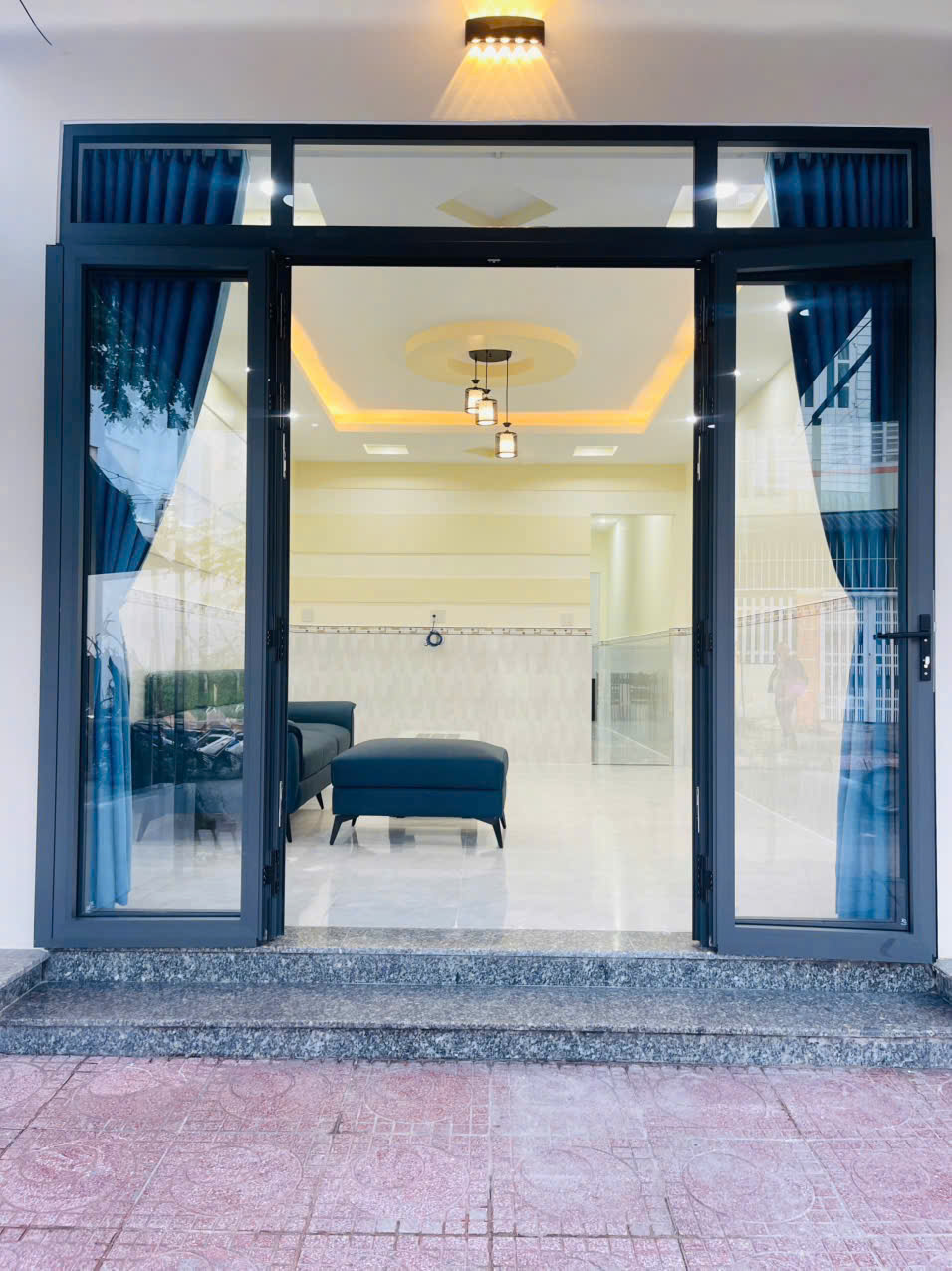 BÁN NHÀ 2 TẦNG MỚI KHU TĐC ĐẤT LÀNH PHƯỜNG NAM NHA TRANG