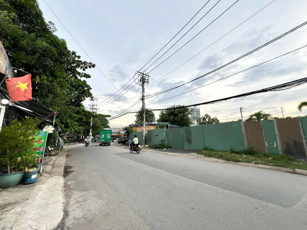 Bán Nhanh 5540m2 Đất Mặt Tiền Thới Tam Thôn 18 Hóc Môn SHR Chỉ 75 Tỷ