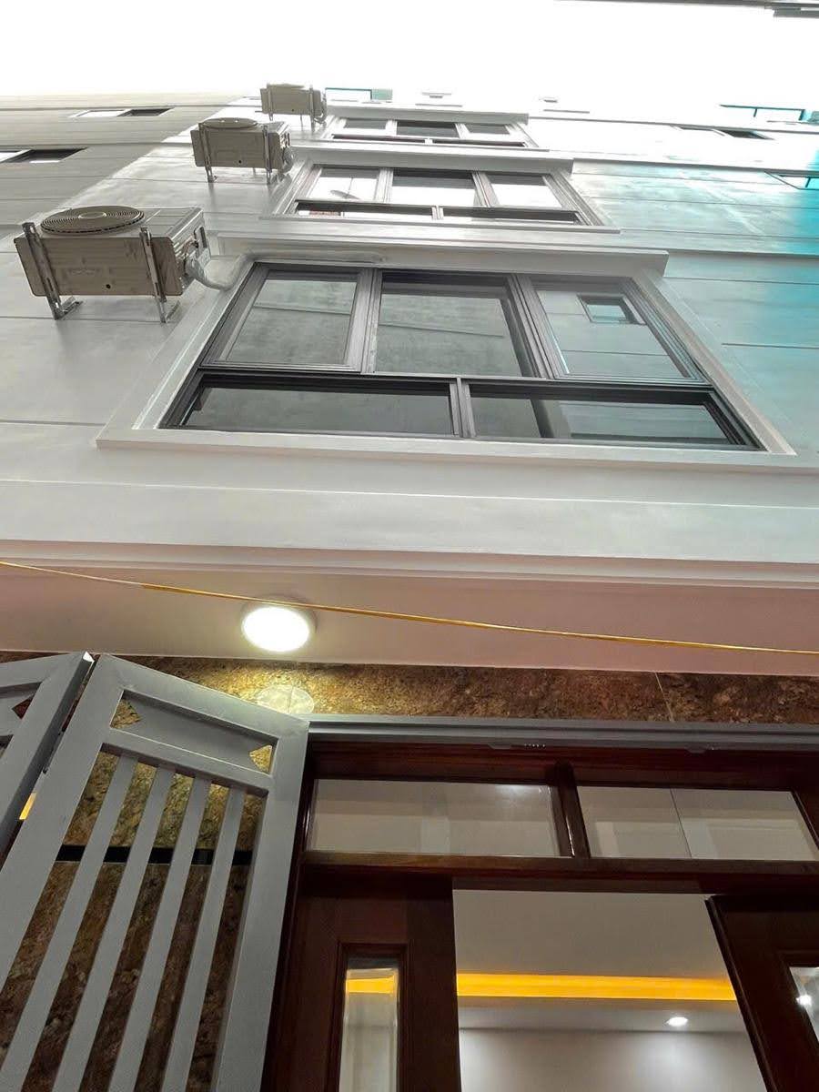 Nhà Vũ Tông Phan-35m*6tầng- Ngõ thông Vũ Tông Phan-Khương Hạ, ô tô qua cổng- 9.5 tỷ