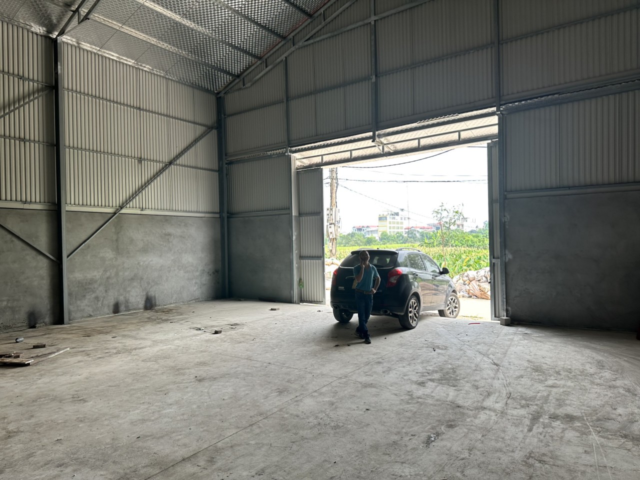 cho thuê kho xưởng ở Bắc Hồng, Đông Anh, Hà Nội. Diện tích 500m xưởng cao 9.5 m xe container đỗ cửa