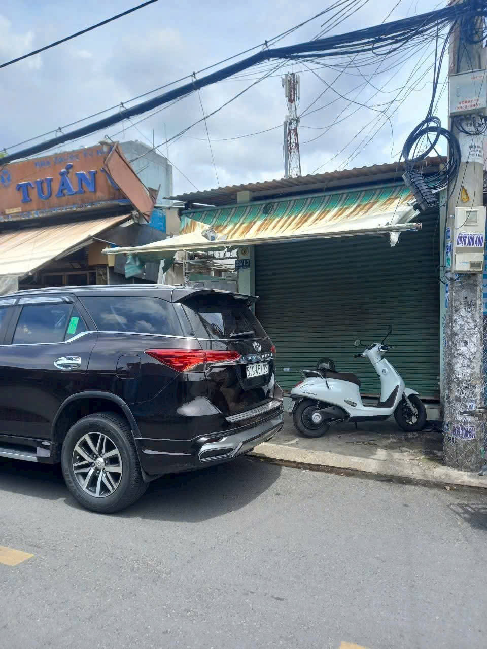 GIẢM SỐC CHỐT NHANH NHÀ 3 LẦU (4.2X18) MẶT TIỀN HIỆP THÀNH 06, Q12