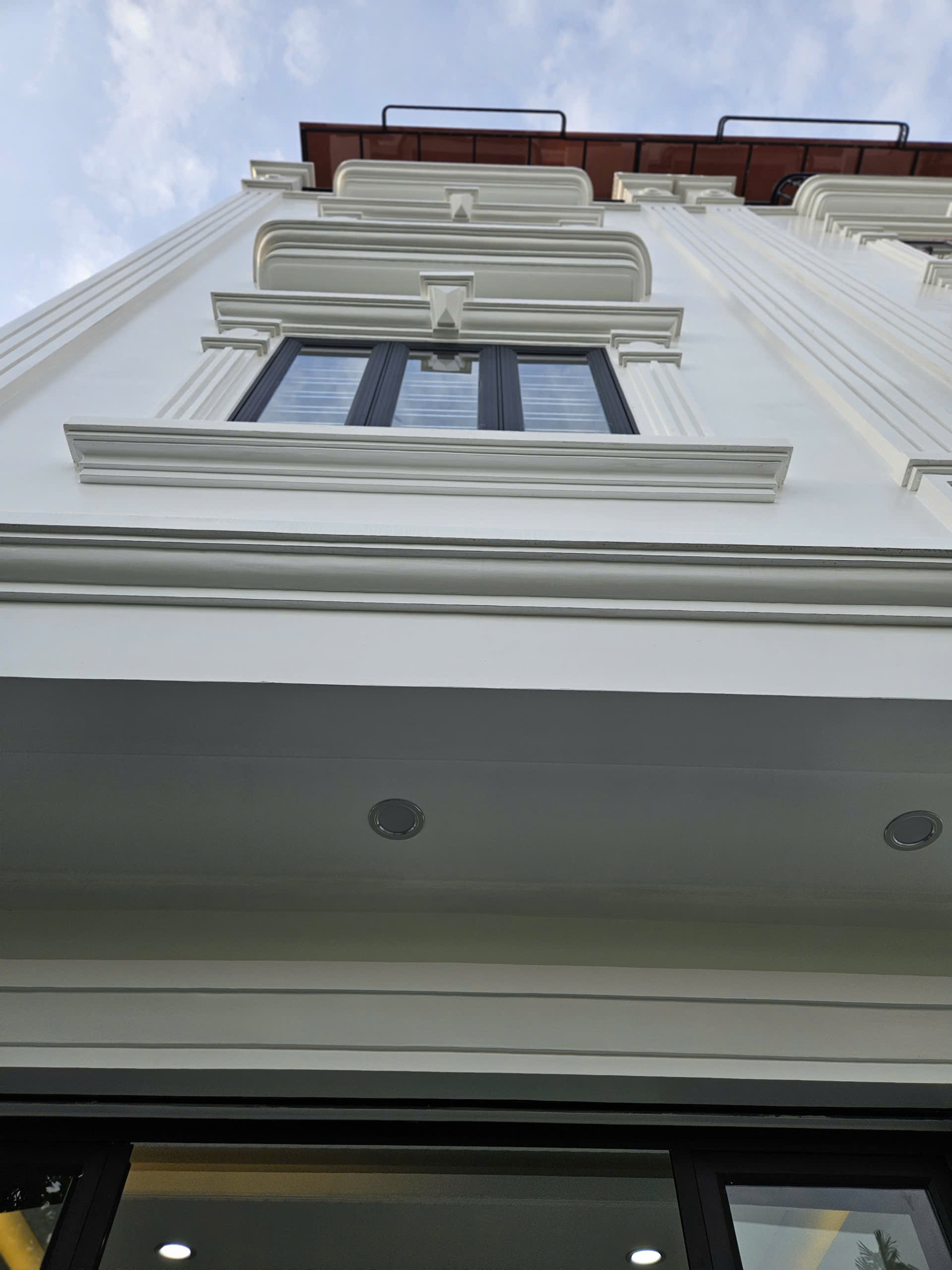 Cần Bán Nhà 4 Tầng Xây Mới Liền Kề – Trung Tâm Hồ Sen, Hải Phòng – Ô Tô Vào Tận Nhà – Pháp Lý Chuẩn – Giá Tốt