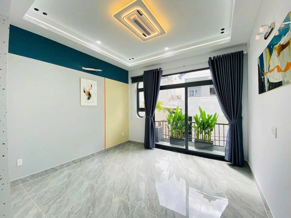 NHÀ ĐẸP 2 TẦNG - ĐƯỜNG SỐ 18 - TÂN QUÝ - TÂN PHÚ - NGANG 4M - DT 4 X 8 .1 - NHỈNH 4 TỶ