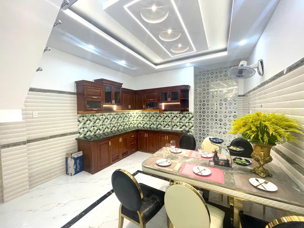 Giảm chào 600tr Đường Số 8 Gò Vấp 4PN HXH tiện ở KD nội thất đẹp 8.9tỷ