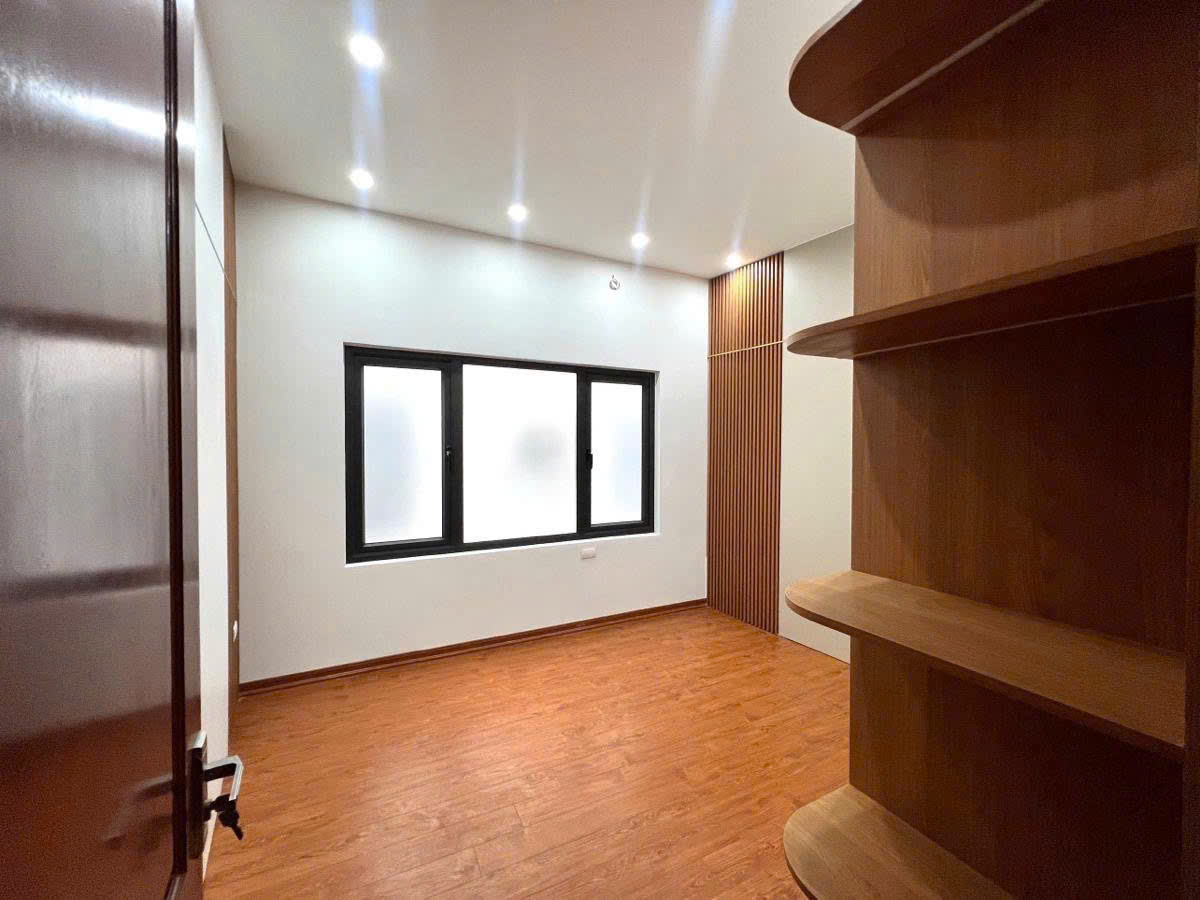 CHO THUÊ NHÀ 6 TẦNG MỚI XÂY – NGỌC THỤY, LONG BIÊN NHÀ ĐẸP – GIÁ TỐT – Ở/ LÀM VP ĐỀU HỢP