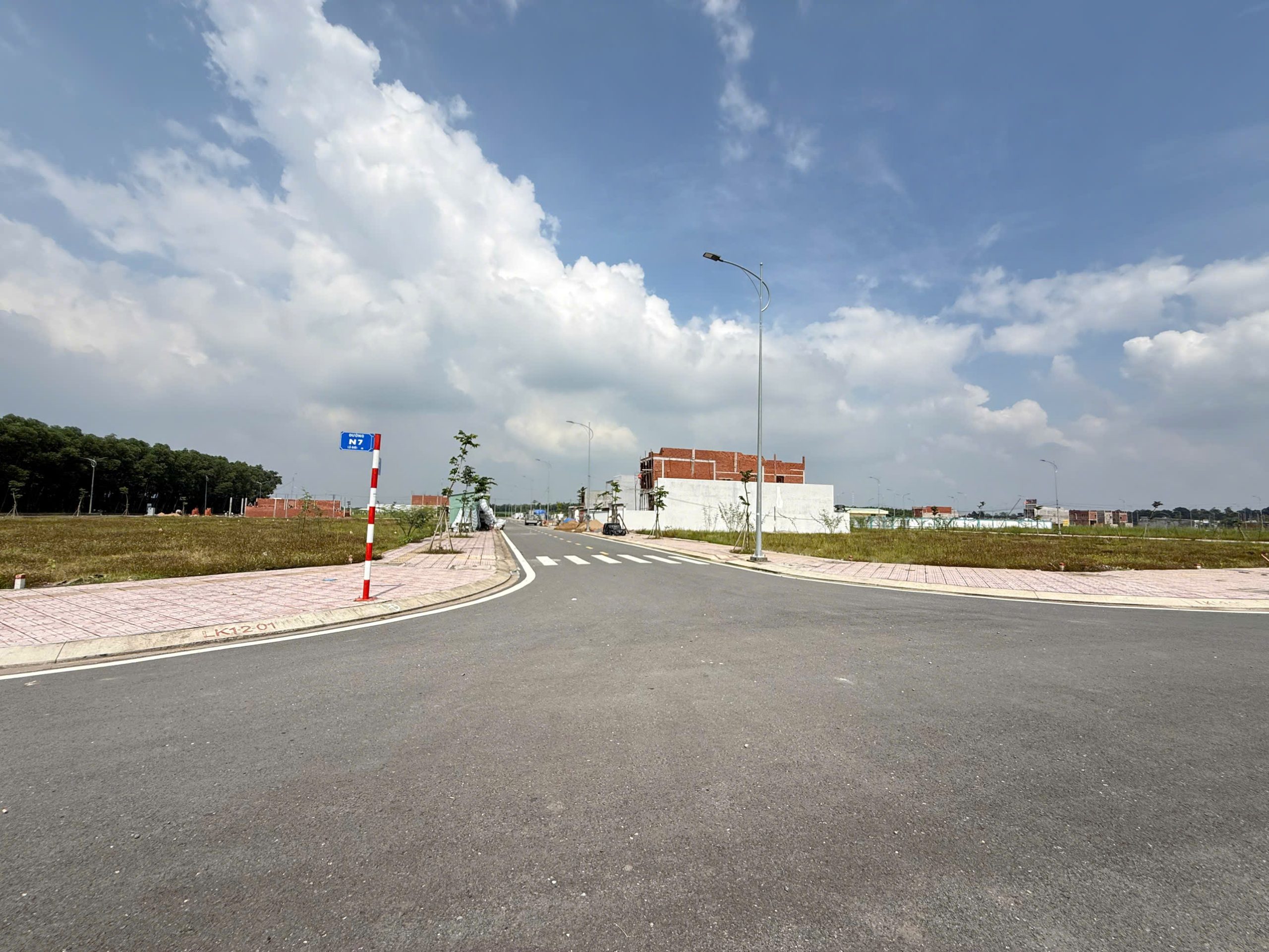 An Cư Lâu Dài, Không Gian Thoáng – Đường Xá Thuận Tiện, Tiện Ích Đủ Đầy - Sổ riêng