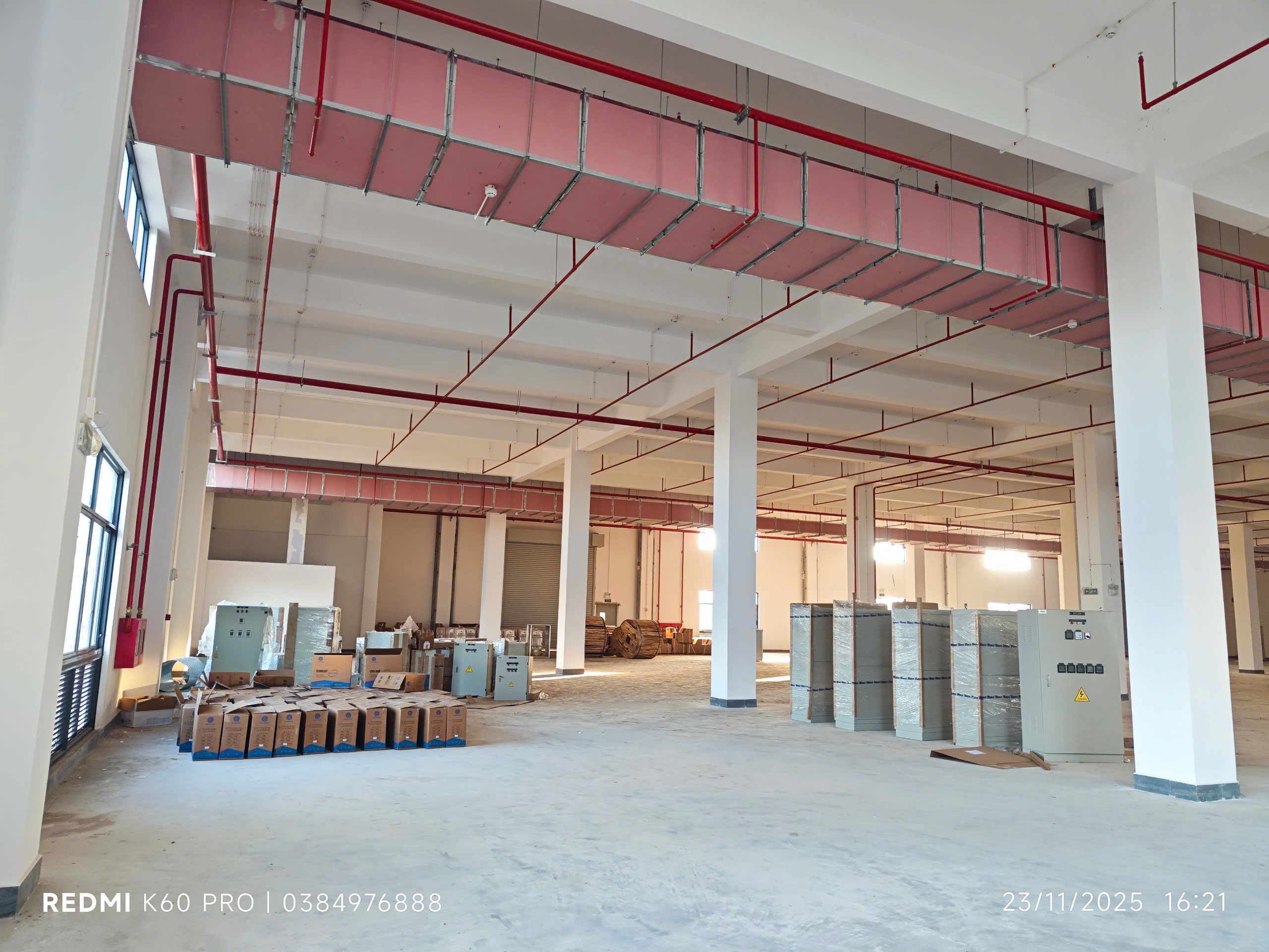 CHO THUÊ NHÀ XƯỞNG CCN BẮC NINH – BÀN GIAO NGAY Mô hình xưởng 2 tầng & 3 tầng, kết cấu BTCT kiên cố Tổng diện