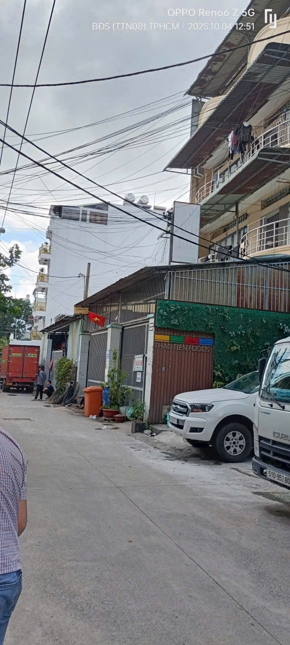 BÁN TÒA NHÀ 105 PHÒNG – HẺM PHAN VĂN HỚN, Q12 – DÒNG TIỀN 215TR/THÁNG