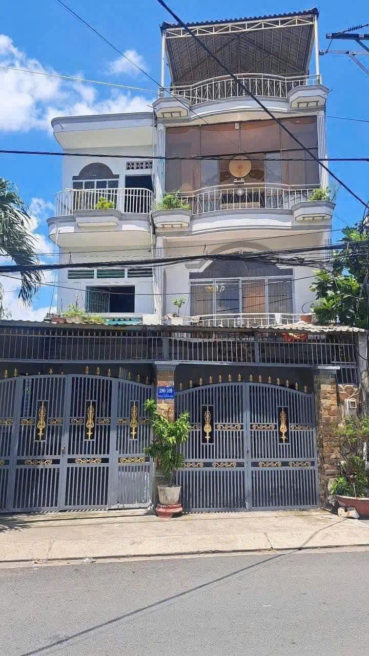 NHÀ SHR MẶT TIỀN HUỲNH THỊ NA, ĐÔNG THẠNH, HÓC MÔN ĐƯỜNG NHỰA THÔNG