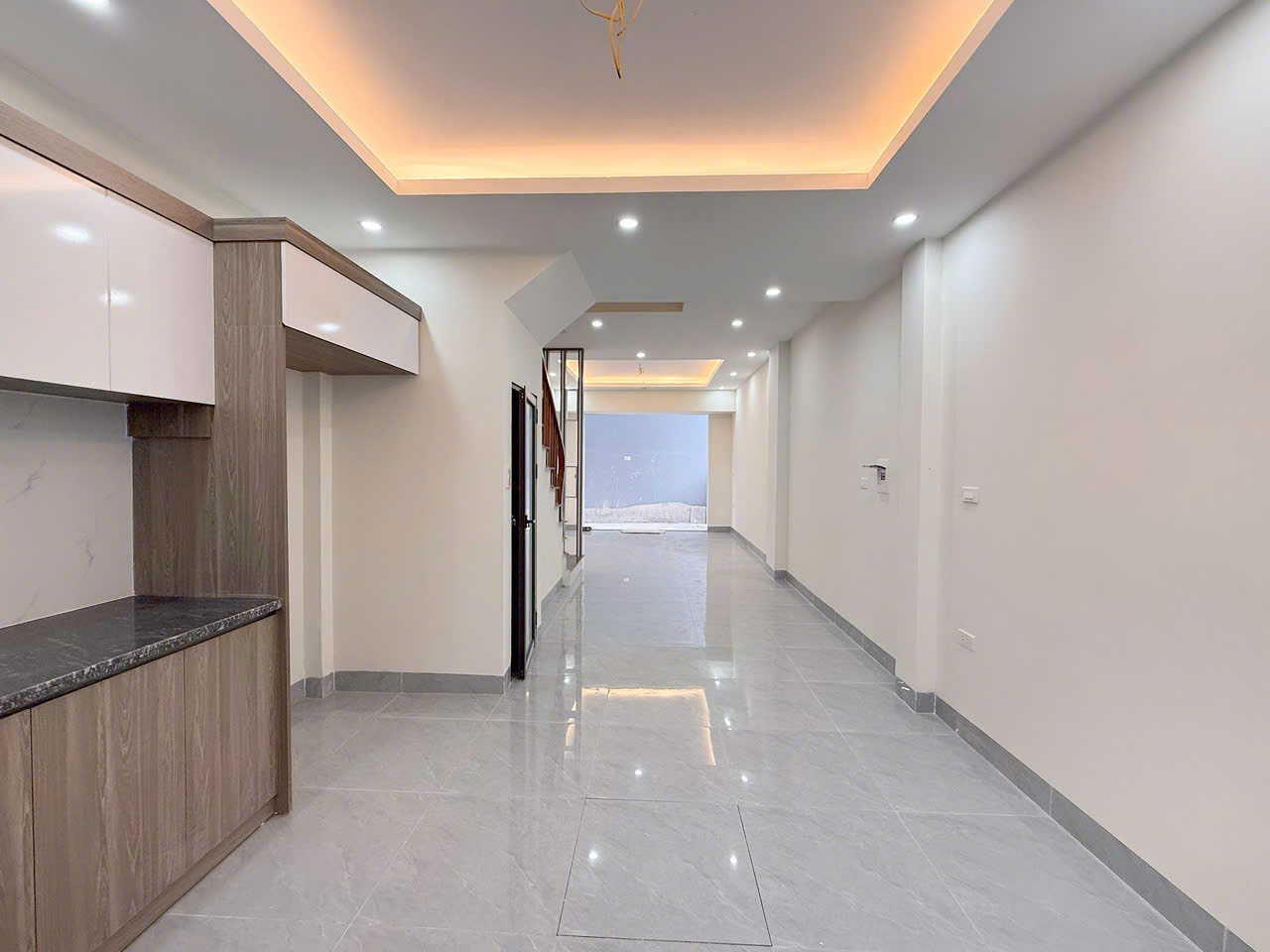 Nhà Đẹp 6 Tầng – Trường Chinh - Trung Tâm Vành Đai 2 – Full Nội Thất - Thang máy – Ở Ngay