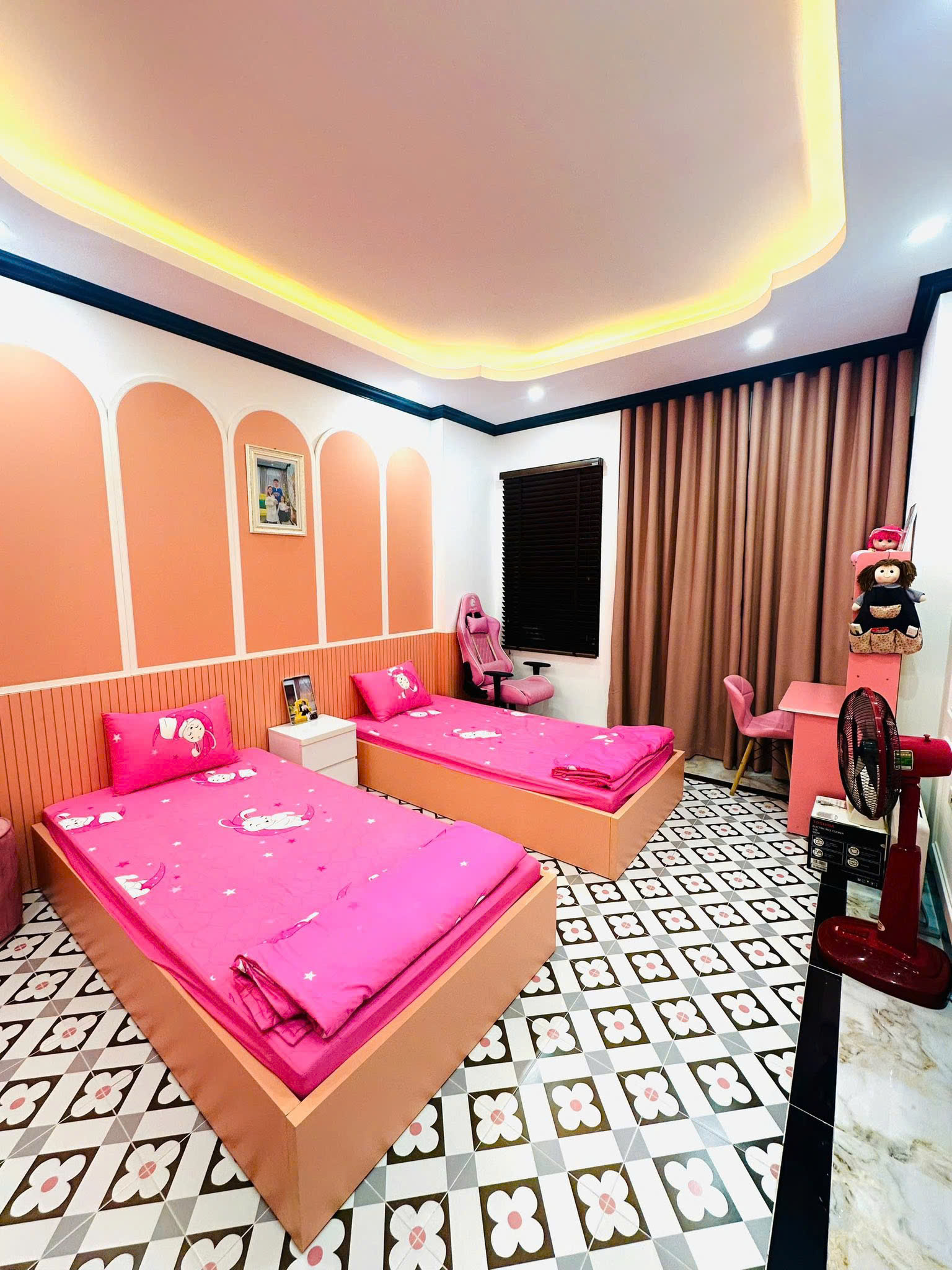 Chính chủ bán nhà phố Tăng Bạt Hổ, 70m2, 7 tầng thang máy, 29.8 tỷ, kinh doanh homestay