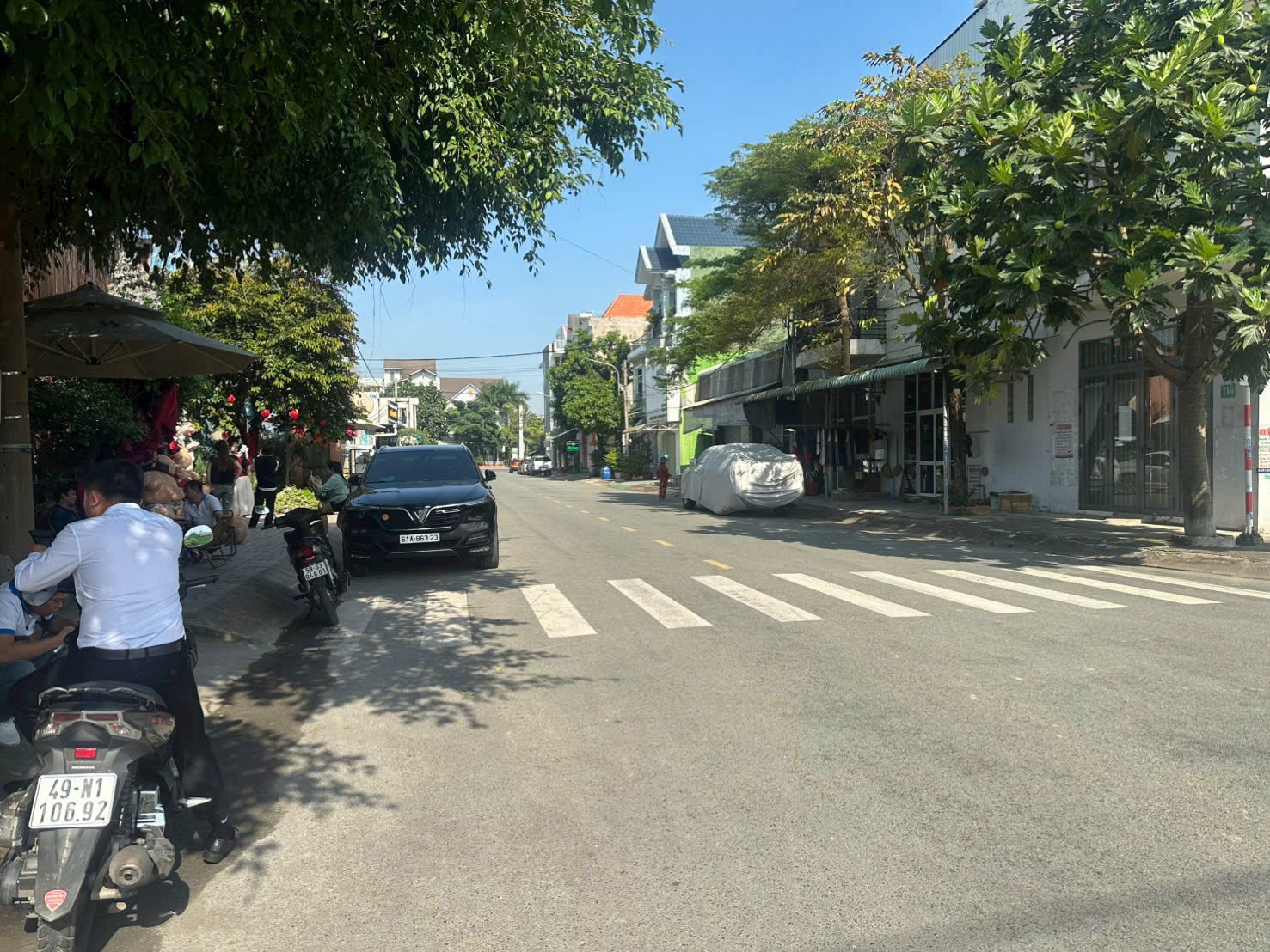 Cần Bán Nhà Phố Mặt Tiền Tại Đường Nguyễn Văn Tiết, Phường Lái Thiêu, TP. Thuận An, Bình Dương.