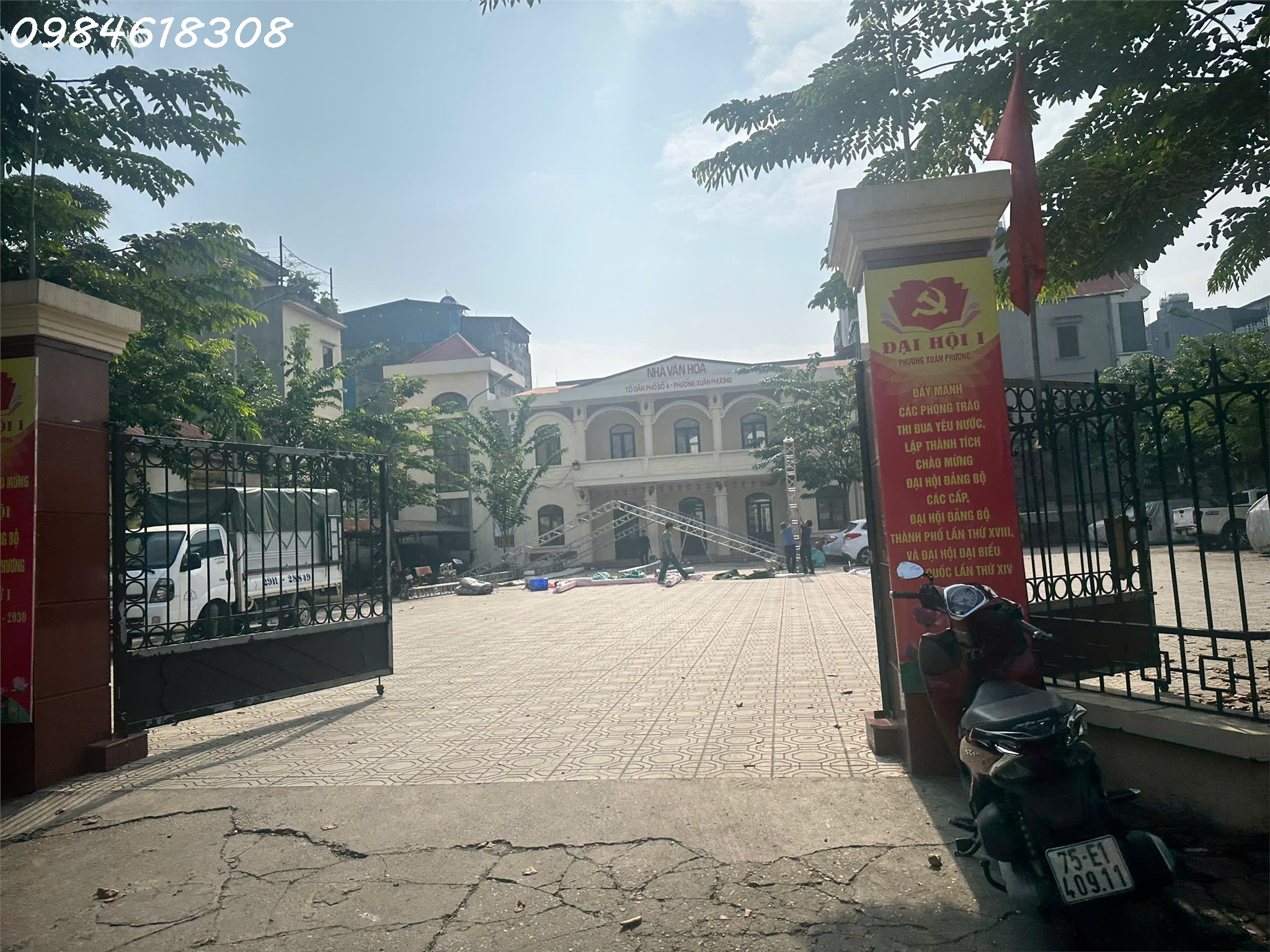 Bán đất chia tài sản cho con - mặt phố Phương Canh gần CD FPT Trịnh Văn Bô