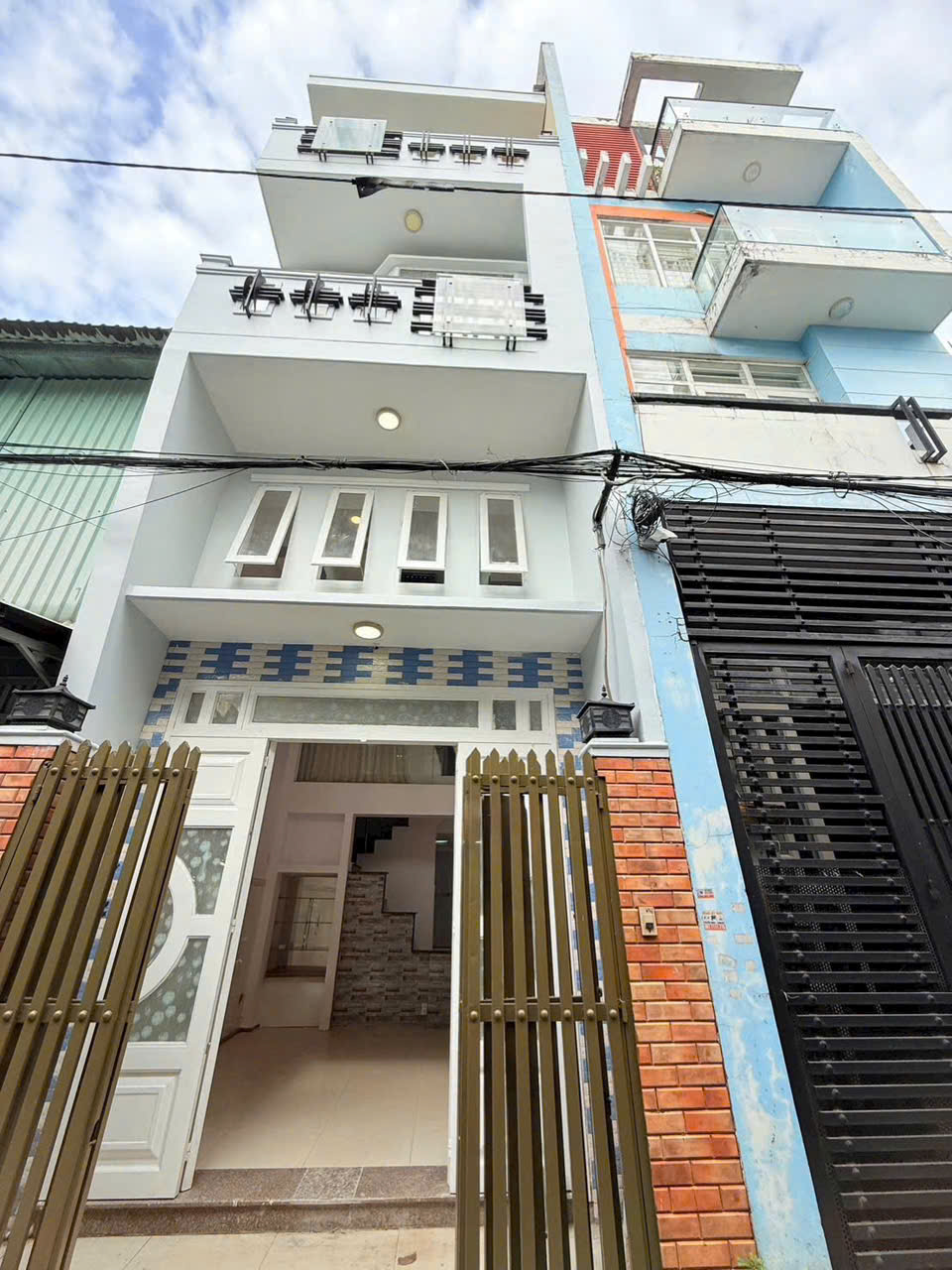 Bán nhà hẻm đường 26/3 , Bình Hưng Hòa dt 42m2 3 lầu 4pn , 3wc giá 4,9 tỷ