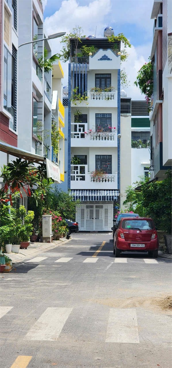 HOT HOT- CẦN BÁN NHÀ TẠI KĐT VCN Phước Long 2, Đường 28, P.Phước Long, TP.Nha Trang, Khánh Hòa