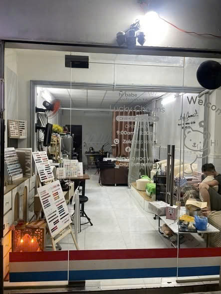 CHÍNH CHỦ SANG TIỆM NAILS TÓC GỘI - VỊ TRÍ ĐẸP BÌNH TÂN