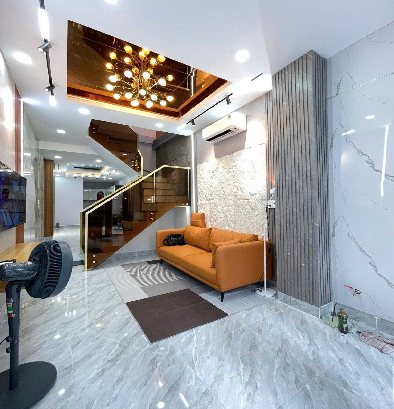 Nhà mới gần mặt tiền Lê Văn Sỹ - QUẬN TÂN BÌNH - 3 x 14 m - 6.85 tỷ