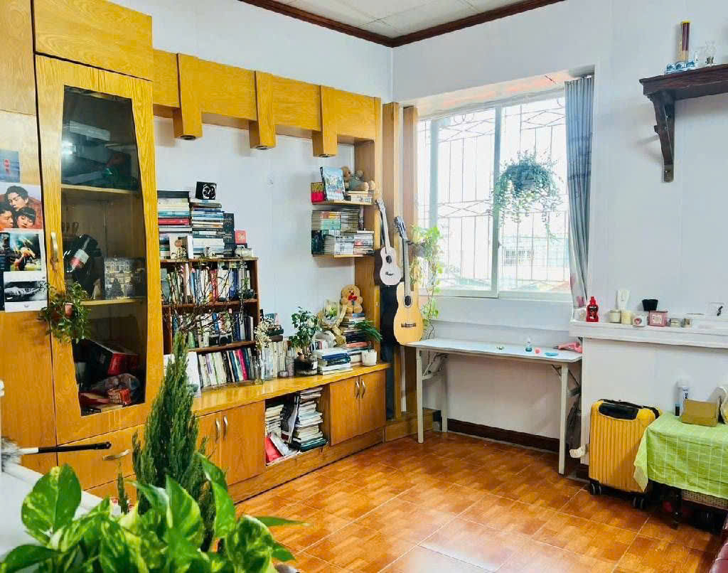 Căn hộ chung mini 71m, 2 ngủ, 1 vs! tầng 6, thang bộ.