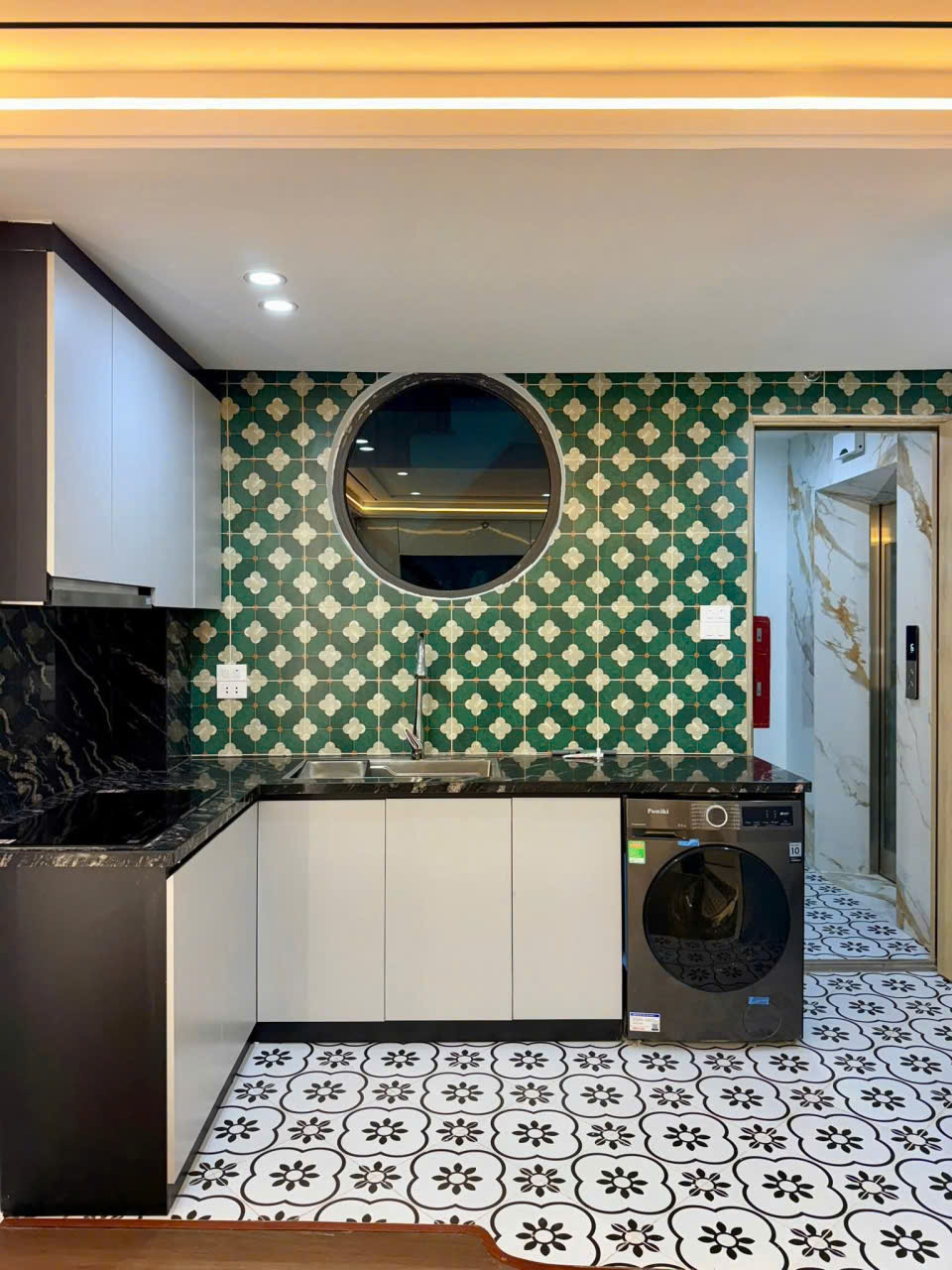 6 TẦNG THANG MÁY - PCCC - NỘI THẤT SIÊU ĐẸP - MẶT TIỀN RỘNG - NHÀ THOÁNG SÁNG - DÂN XÂY -Xuân La 38m, 11 tỷ Tây Hồ