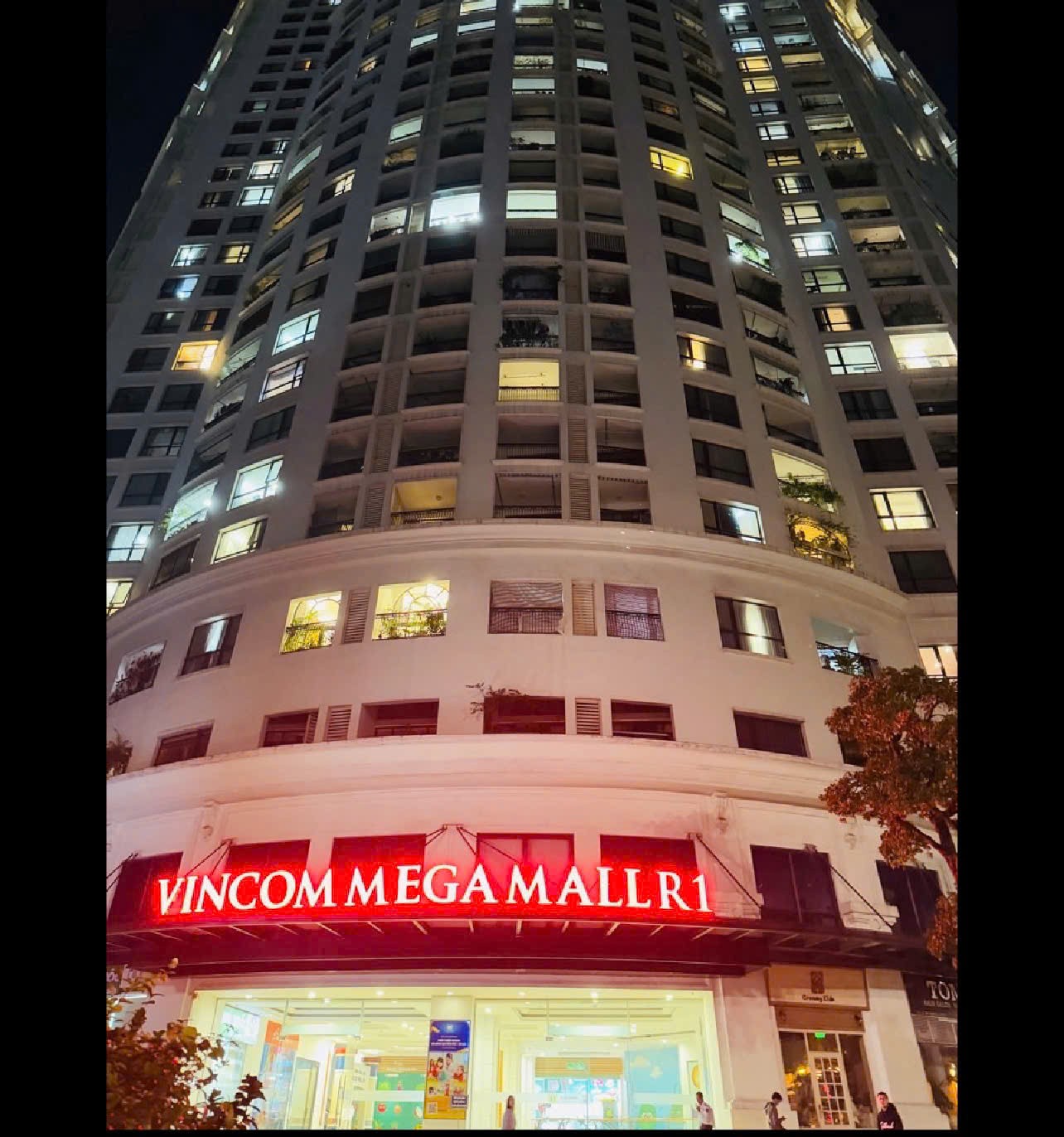 CĂn HỘ ĐẸP – GIÁ ĐẦU TƯ - CẦN BÁN NHANH 2 CĂN CHUNG CƯ CAO CẤP GIỚI THƯỢNG LƯU Royall City FULL NT