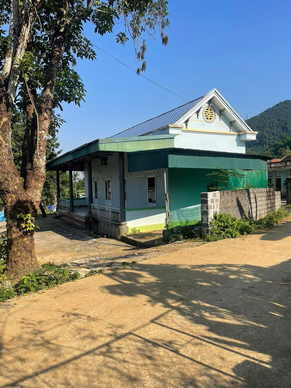 Bán lô đất 435m2 Tại Lạc Thịnh – Yên Thuỷ - Hoà Bình.