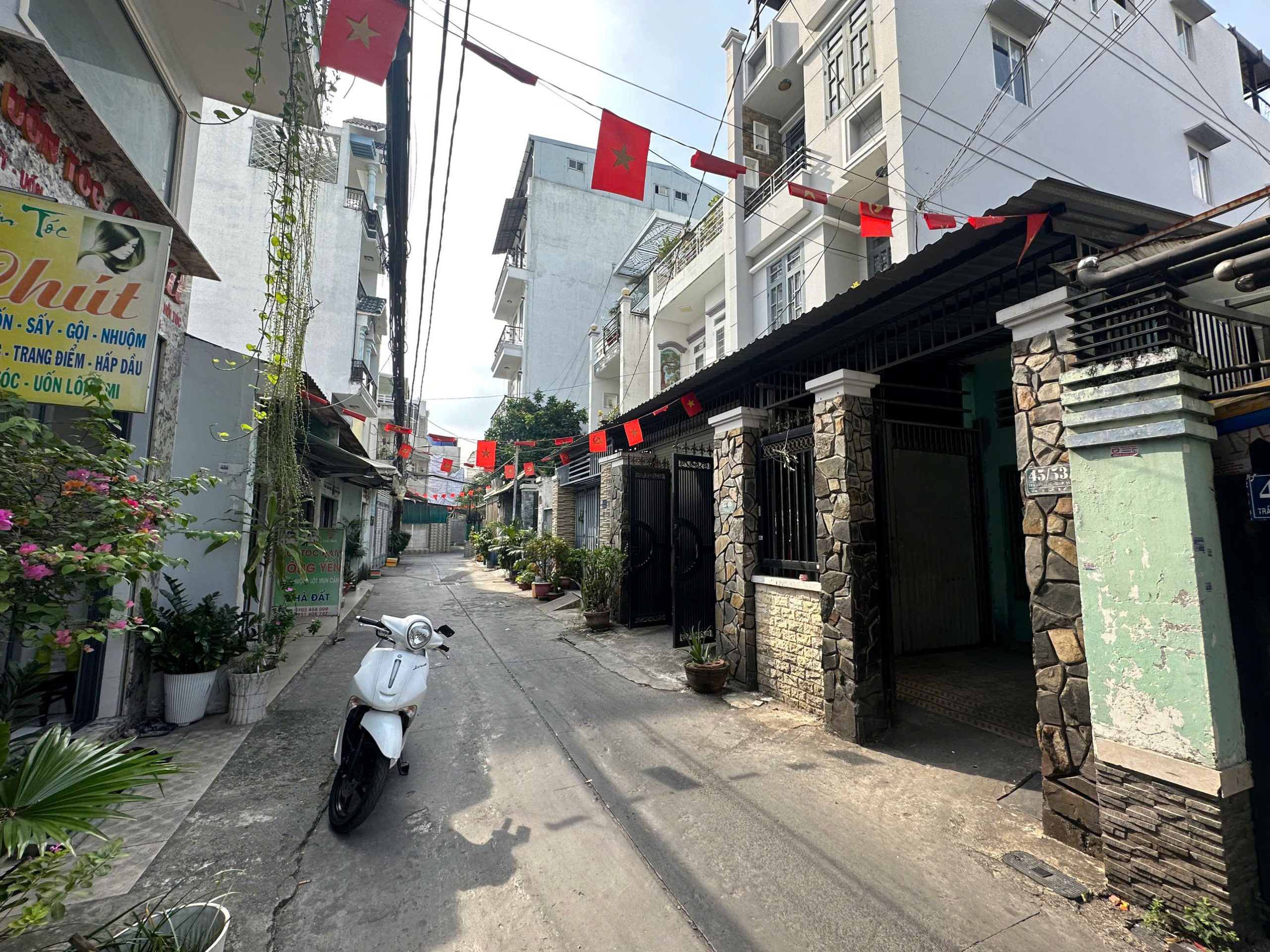 (Tin thật 100%) Bán đất tặng nhà 51m2 tại hẻm 45 Trần Thái Tông - HXH 5m - GPXD 6 lầu xây CHDV