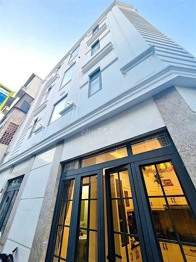 CHÍNH CHỦ CẦN BÁN GẤP NHÀ TẠI QUẬN 1 - TP HỒ CHÍ MINH