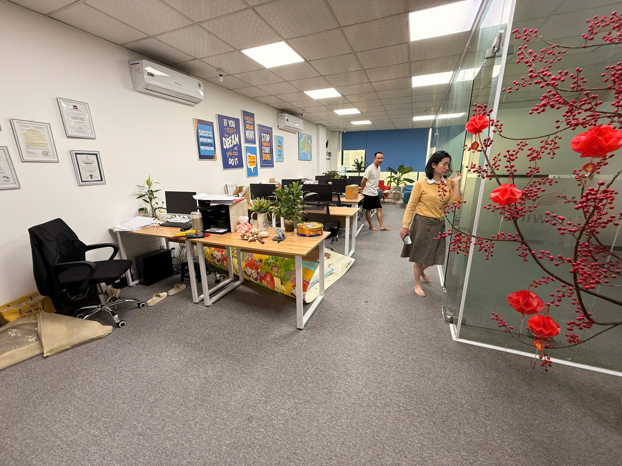 Cho thuê sàn văn phòng 100m2 ở Lê Đức Thọ- Mỹ Đình