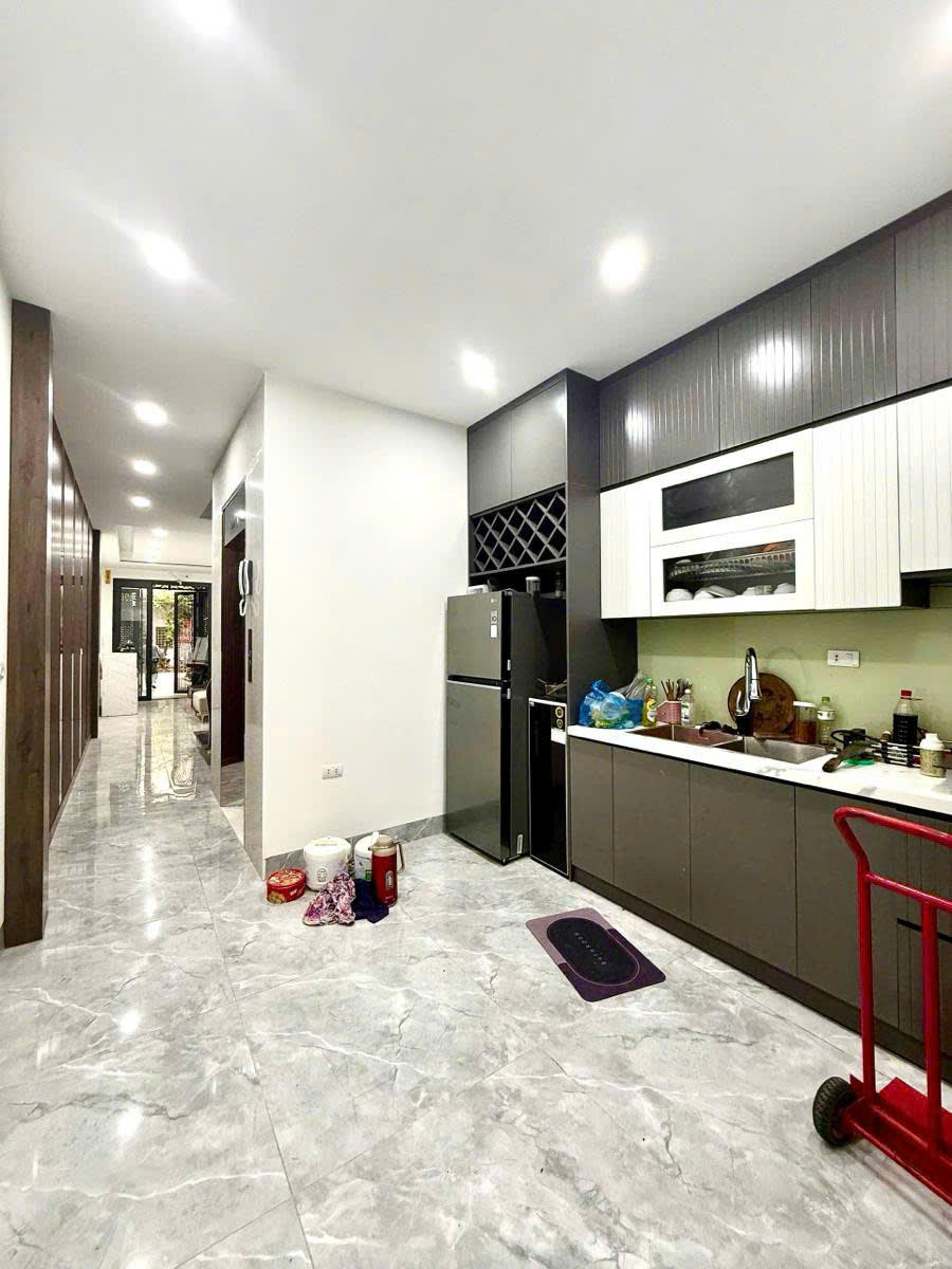 Mặt Phố Yên Hòa – 45m² – 3 Tầng – Mặt Tiền 3.5m – Giá 23 Tỷ – Vị Trí Kinh Doanh