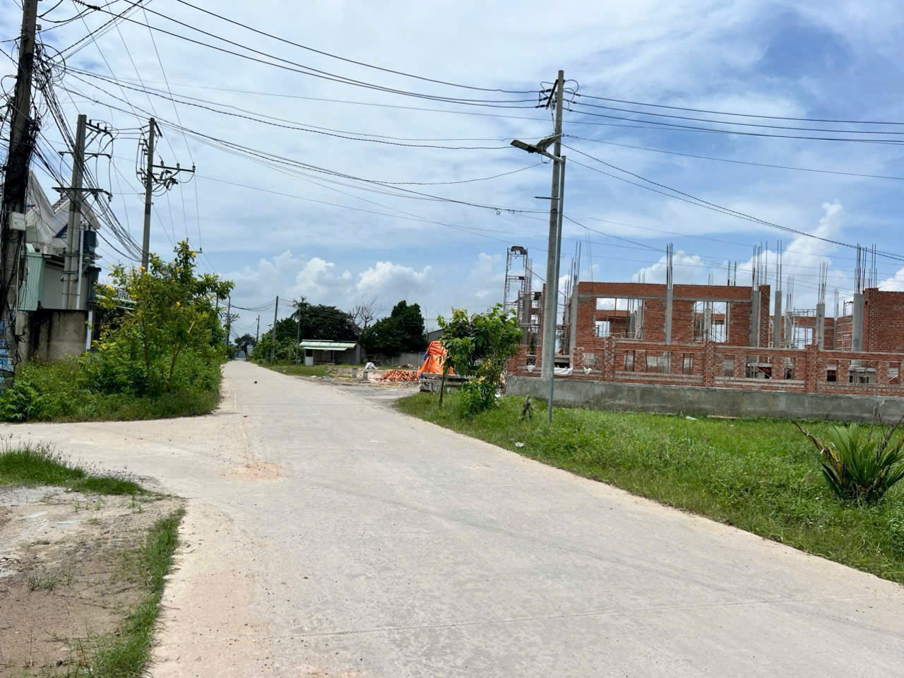 Bán đất thổ cư giá rẻ xã Đức Hòa Thượng dt 380m2 giá 950 triệu