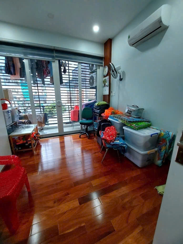 Nhà hẻm 7 mét Ô tô chạy Lê Văn Sỹ - QUẬN 3 - 3.8 x 7 m - 6.19 tỷ