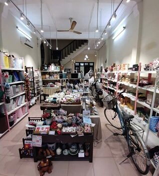 CHO THUÊ TẦNG 1 CỬA HÀNG / VĂN PHÒNG / MẶT BẰNG KINH DOANH 101B Nguyễn Khuyến, P. Văn Miếu – Q. Đống Đa, Hà Nội