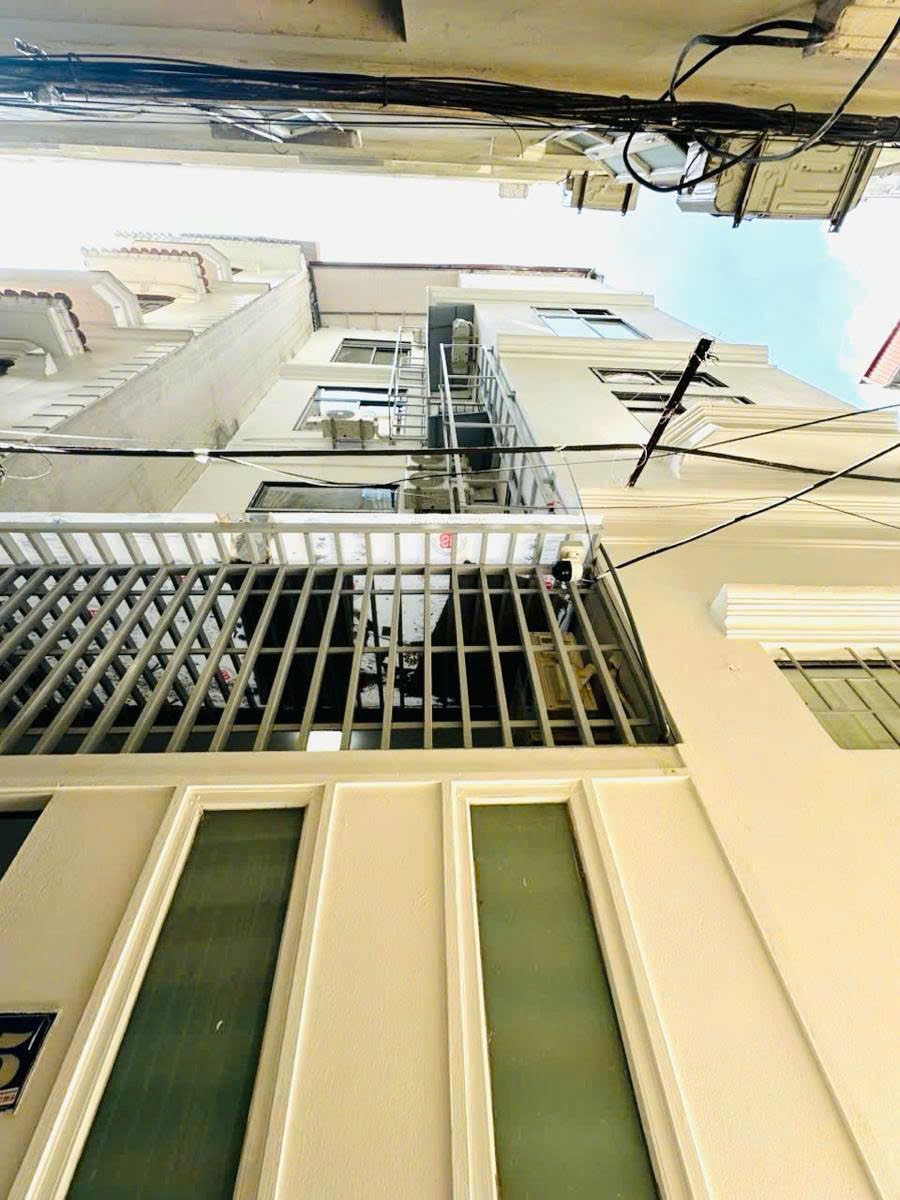 CCMN XUÂN THUỶ - DÒNG TIỀN 40 TRIỆU/THÁNG Dt 45m2 4 tầng mặt tiền 6m Giá 11.9 tỷ