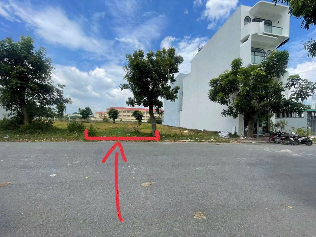 Bán nền thổ cư đường số 15 , KDC 135, thị trấn Bến Lức giá giảm còn 3,05 tỷ