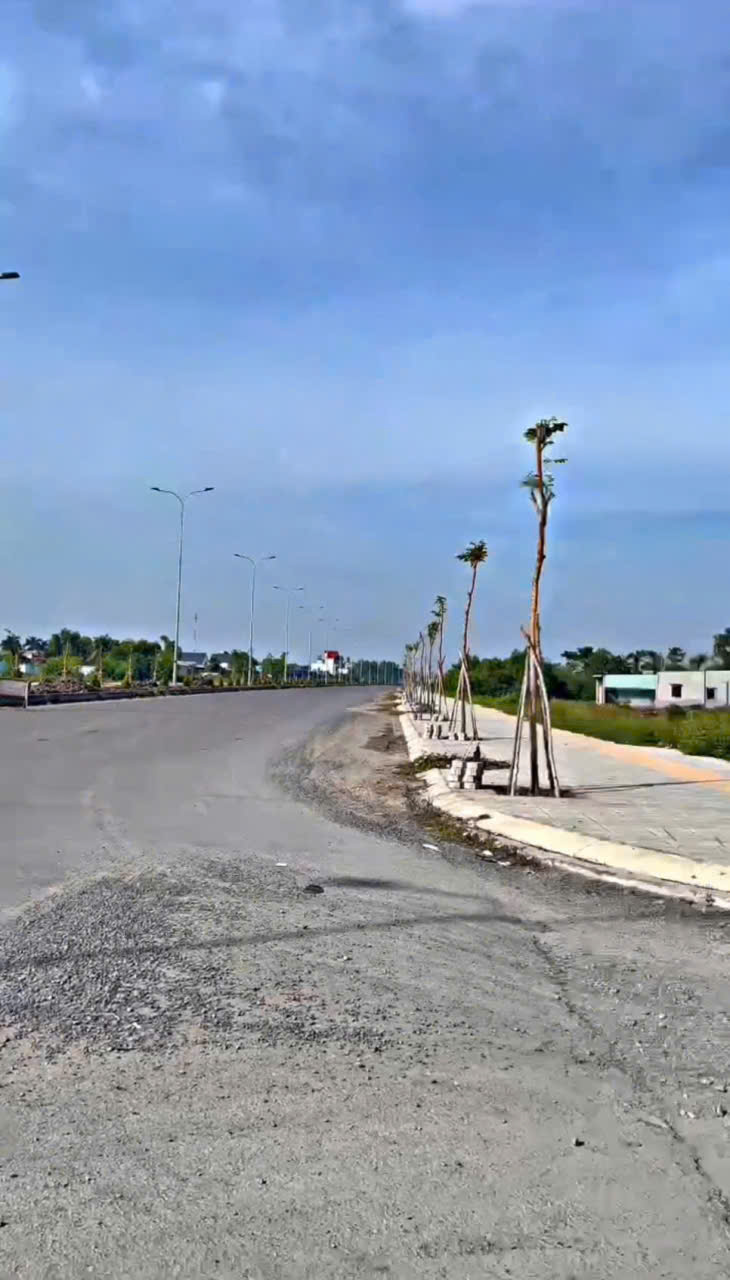 Bán đất thổ cư 1/ tl823D , xã Đức Hòa Đông dt 160m2 giá 1,45 tỷ