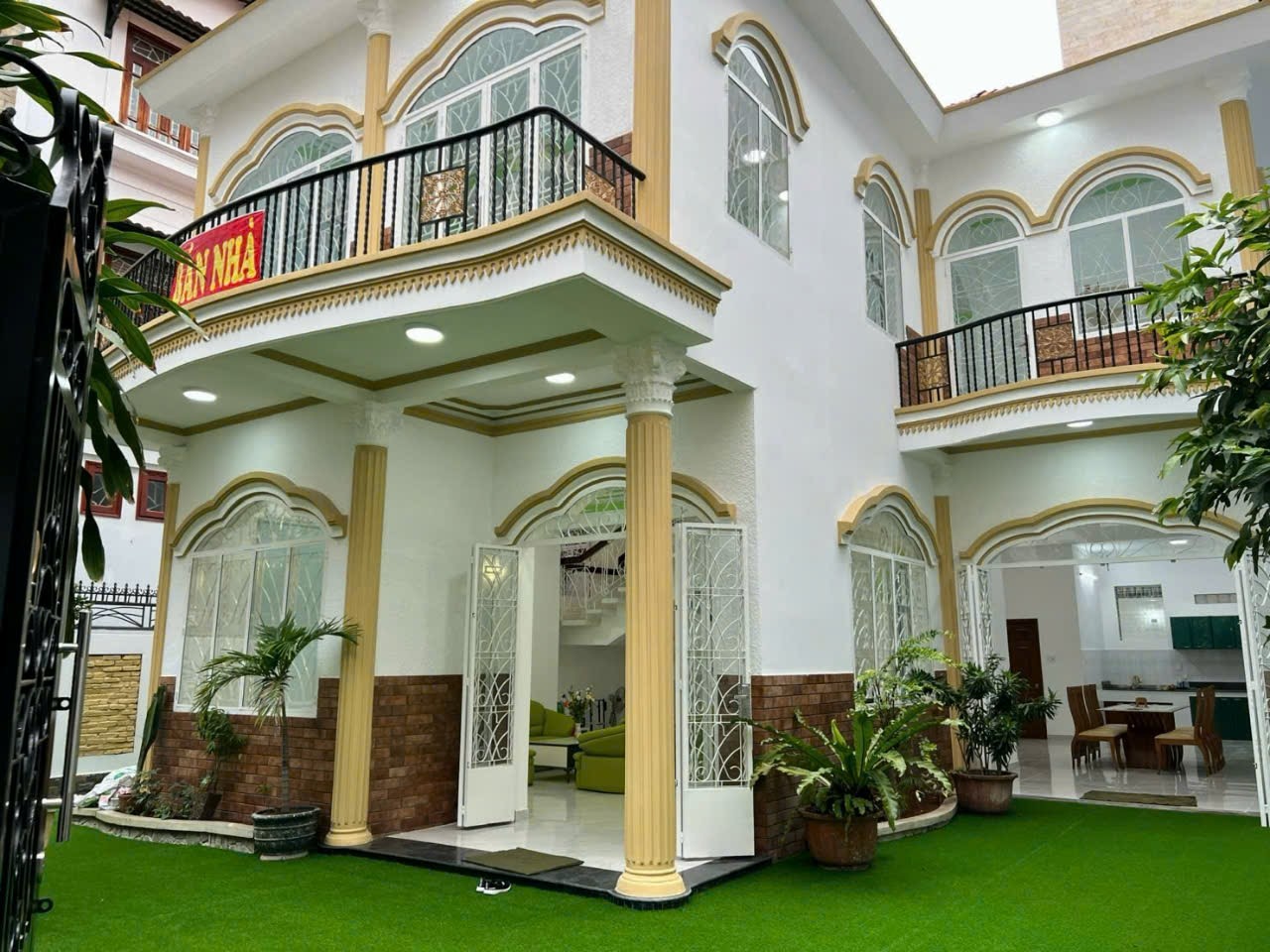 Chính chủ cần bán biệt thự 56/14 đường Vân Côi Phường 07, Quận Tân Bình