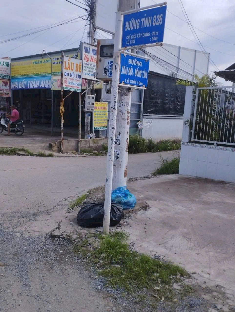 Bán đất thổ cư góc 2 mt Xoài Đôi - Đồng Tâm xã Long Trạch, Cần Đước dt 149m2 giá 2,05 tỷ