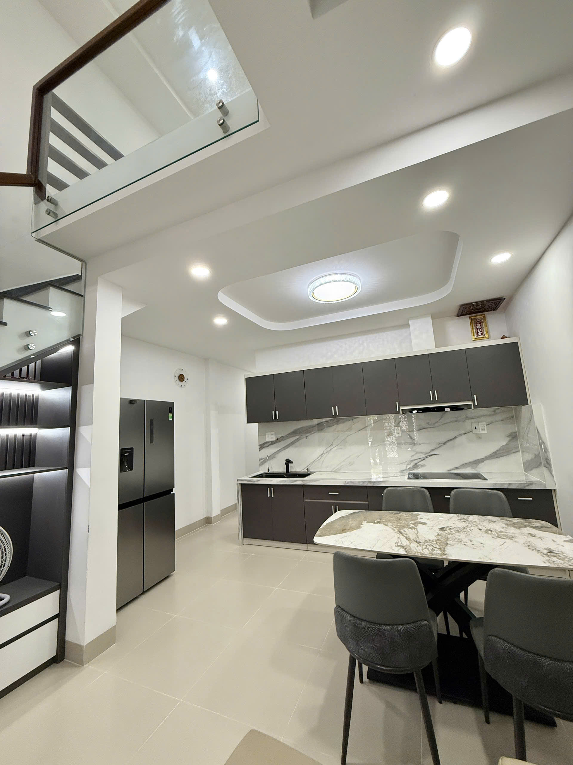 Nhà Siêu đẹp. Duy nhất căn nhà đã Hoàn Công Diện tích : 58,5m2 Giá 7tỷ1 mọi thông tin chi tiết vui lòng liên hệ e