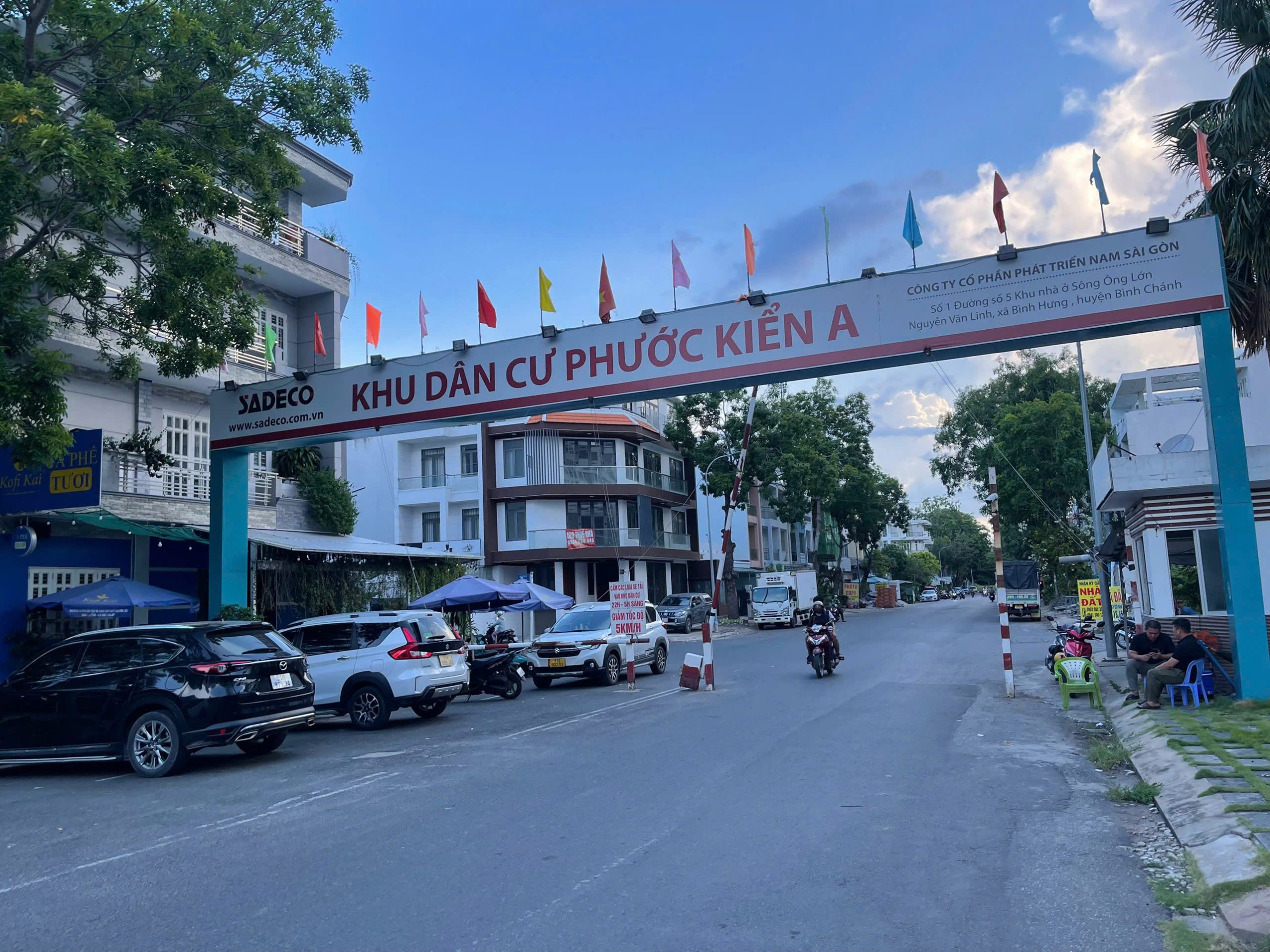 Chính chủ gửi bán nhanh căn nhà phố KDC sadeco phước kiển A, Nhà Bè, TP. Hcm