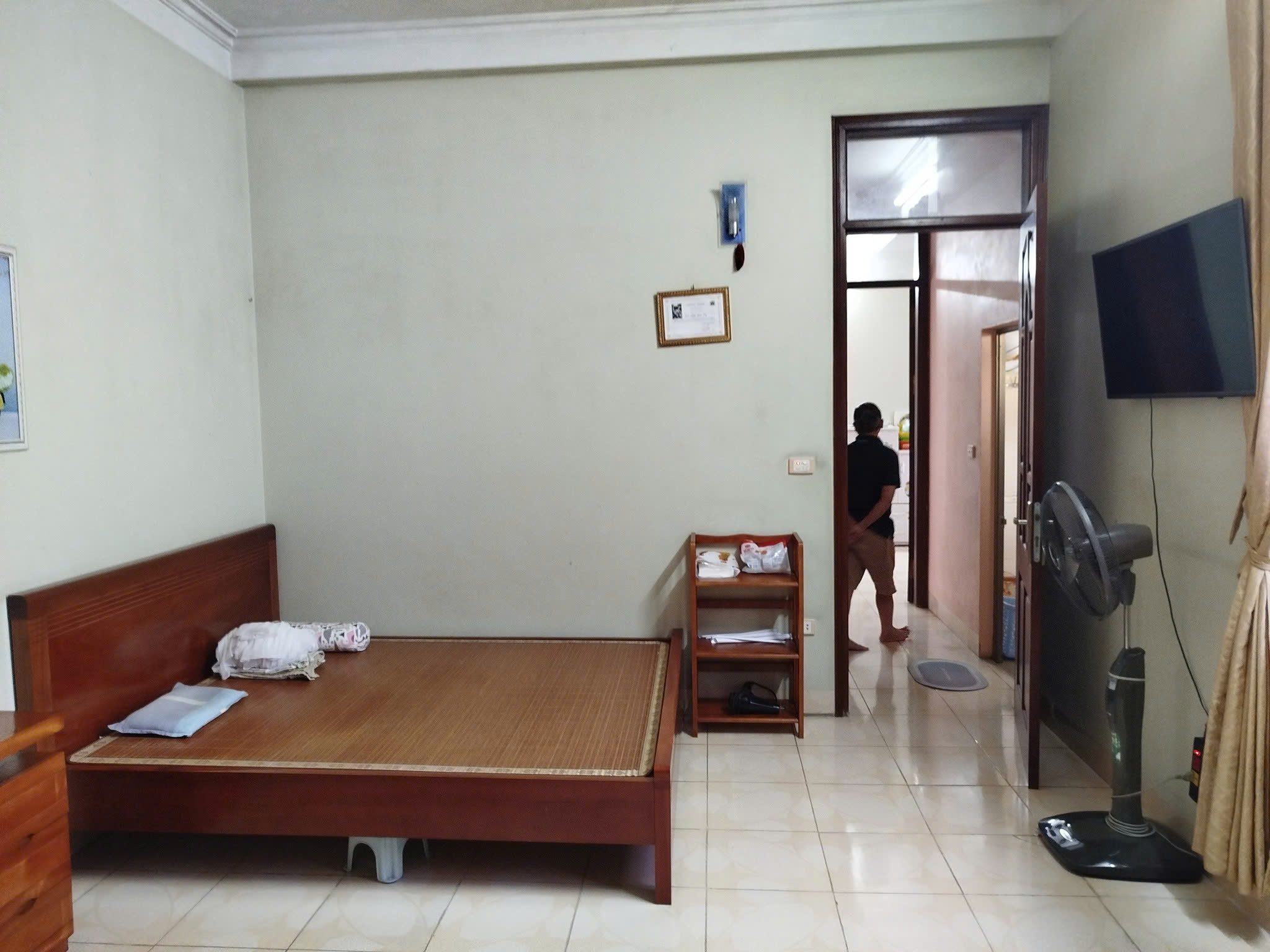 Bán nhà mặt phố Nguyễn Công Trứ, 45m2, 3 tầng, mặt tiền 4.3m, 26.6 tỷ, vỉa hè rộng, kinh doanh đỉnh