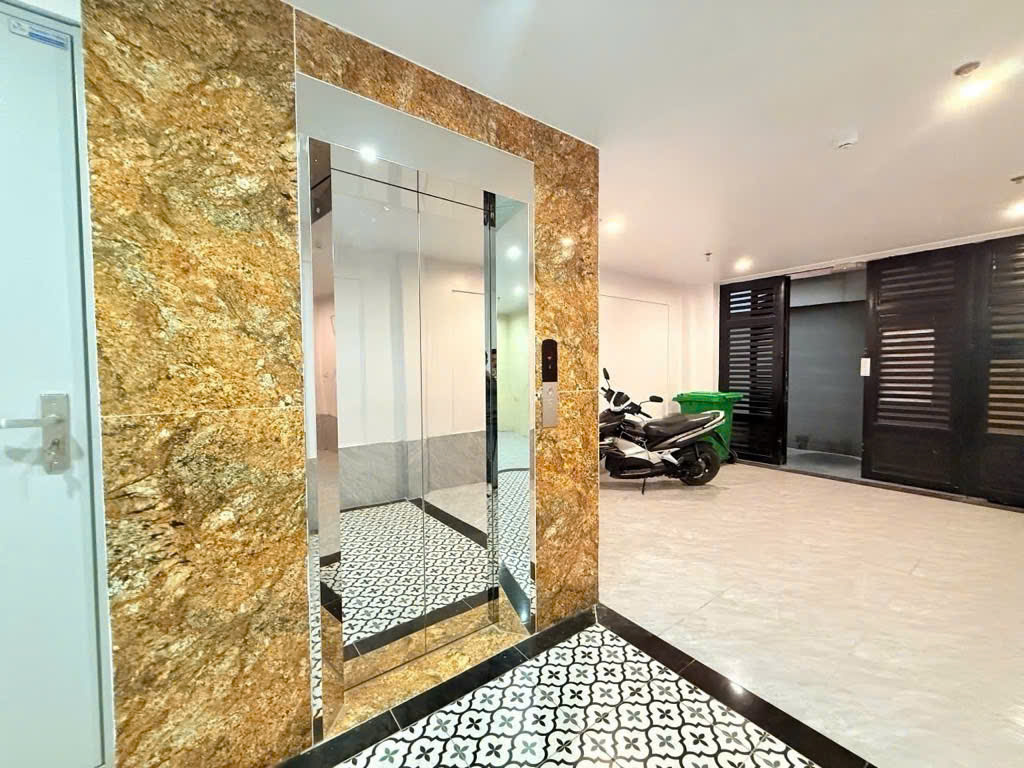 Bán Nhà Mỹ Đình,Căn Hộ Dịch Vụ,Nhà Dòng Tiền,Chung Cư MiNi,Ngõ Nông,Ô Tô Gần Giá 15.3 Tỷ