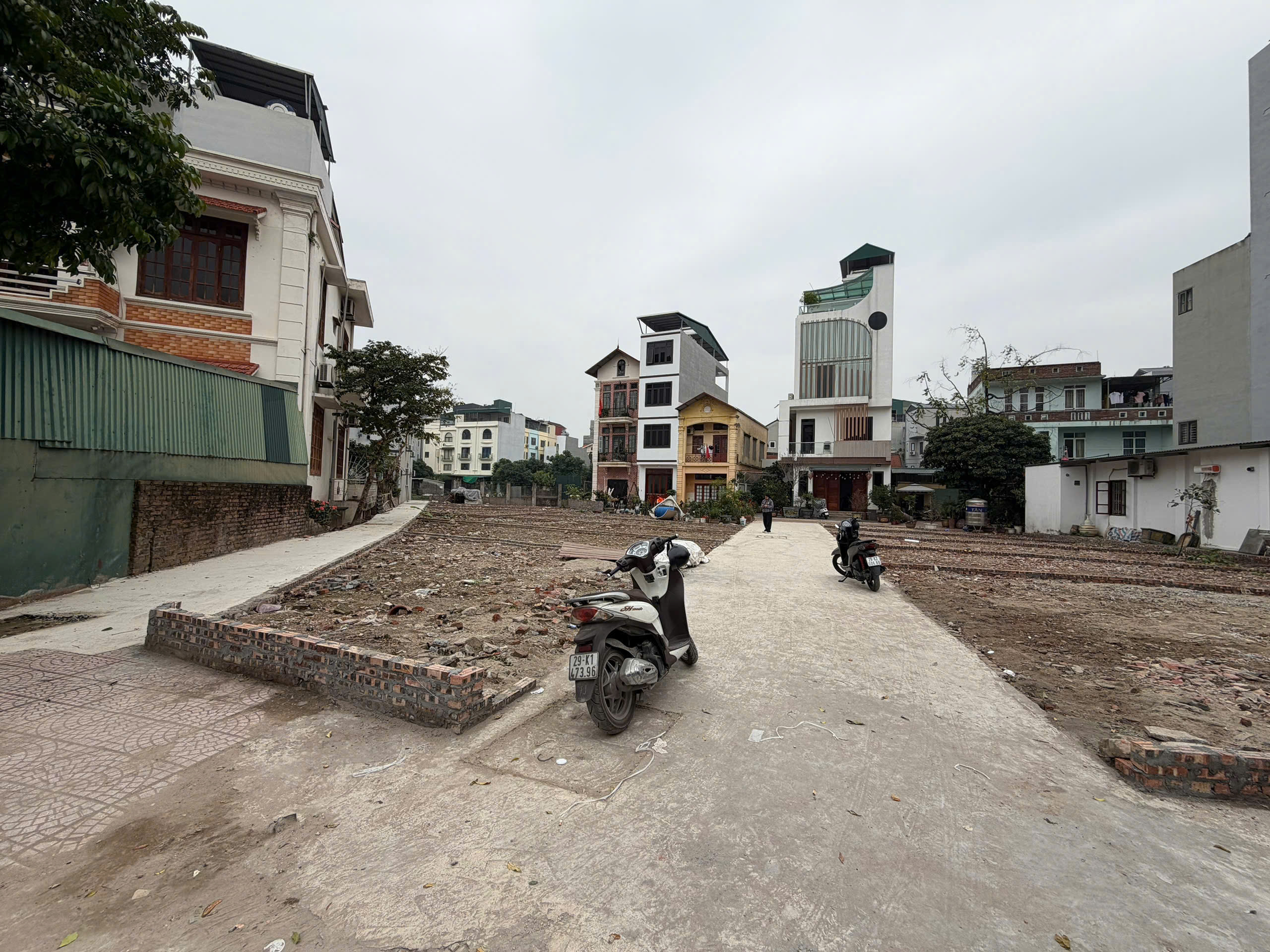 Bán 51m2 đất Ngọc Thụy ô tô đỗ ,mặt tiền 6m 8.67 tỷ Long Biên.