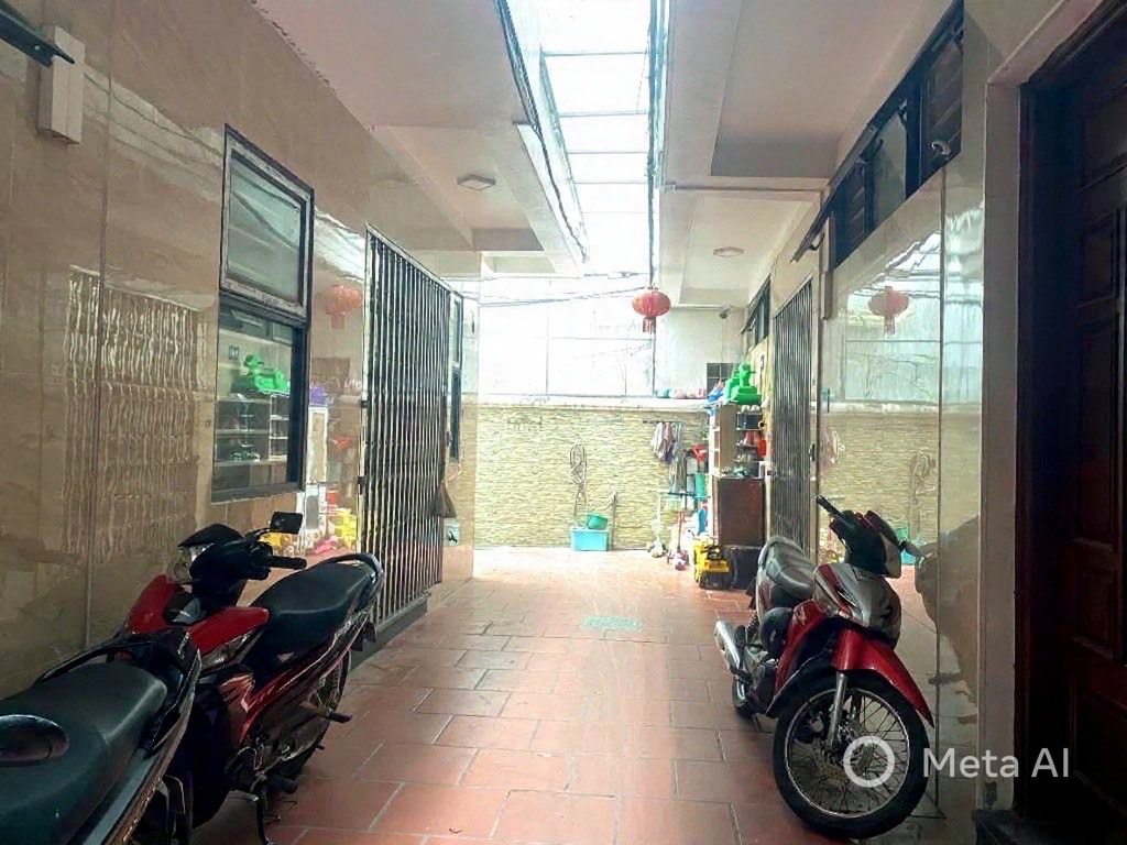 hoàng hoa thám DT 35m x5 tầng 7,8 tỷ ngõ thông,rộng,gần ô tô,full nội thất