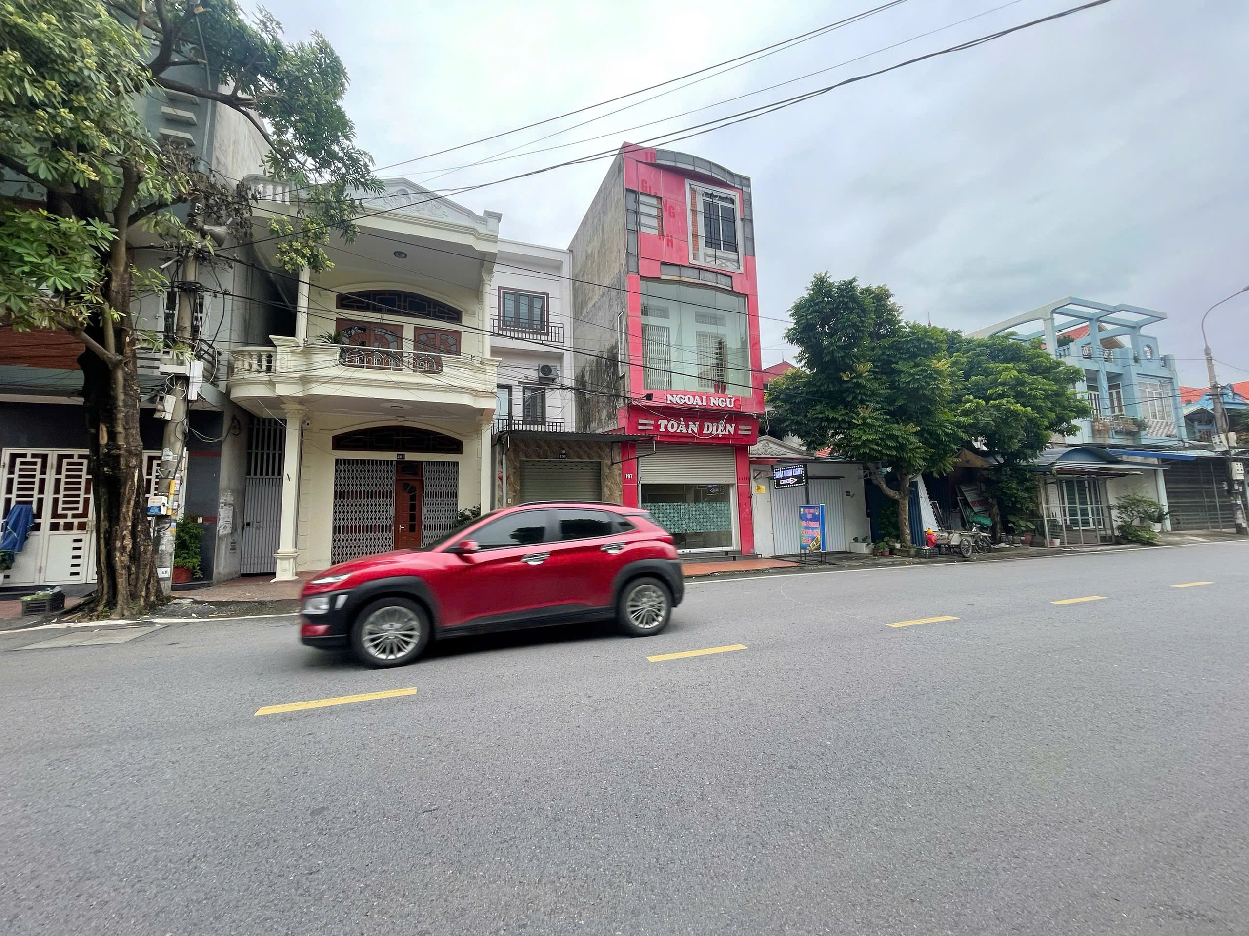 Hải Phòng- Chính chủ có 2 căn mặt đường 208 cần bán - Giá tốt đầu tư