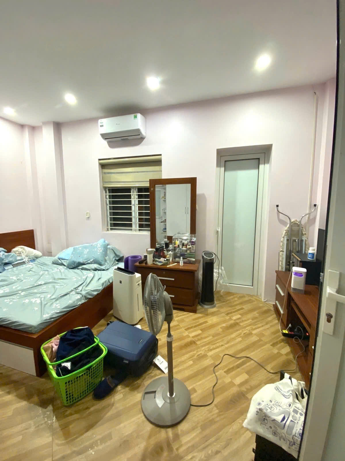 BÁN NHÀ 6 TẦNG DÂN XÂY CẦU GIẤY – GẦN Ô TÔ – NGÕ68 QUẬN ỦY – DÂN TRÍ CAO – 9.7 TỶ