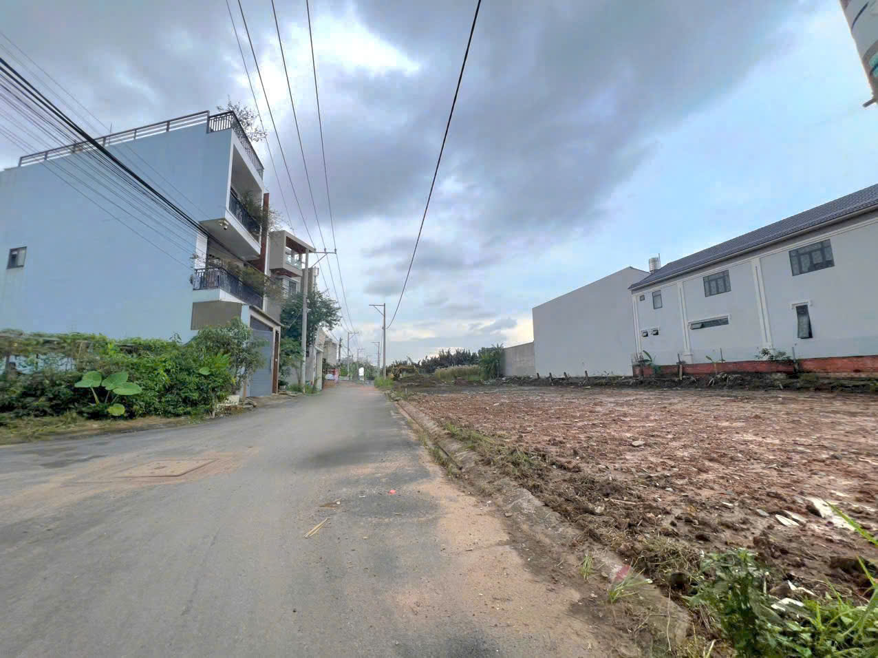 Lô đất sam sung bưng ông thoàn DT 107m giá đầu tư