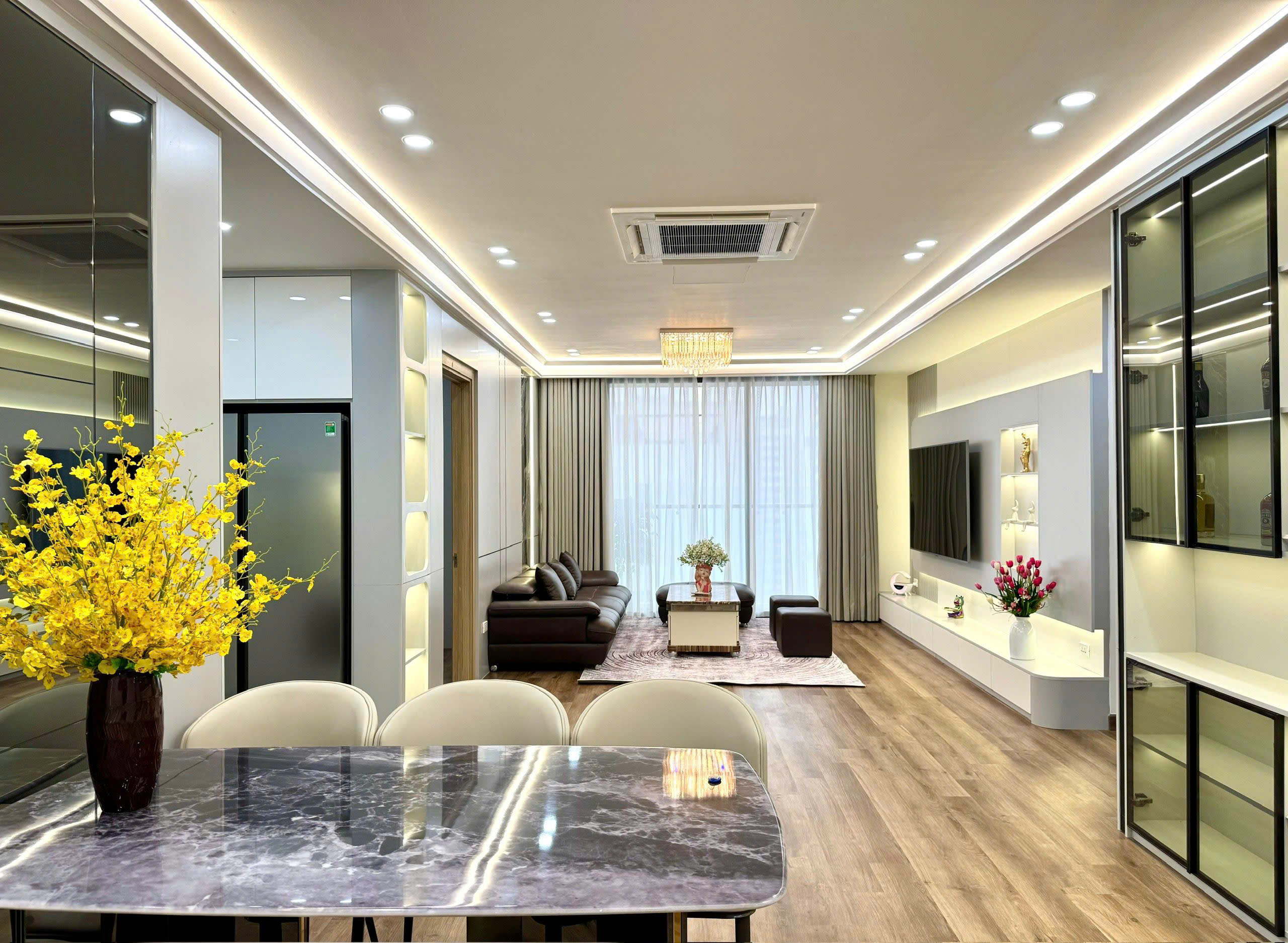 CĂN HỘ CAO CẤP - NGOẠI GIAO ĐOÀN - 3PN - 15.8 TỶ - DT 129m2