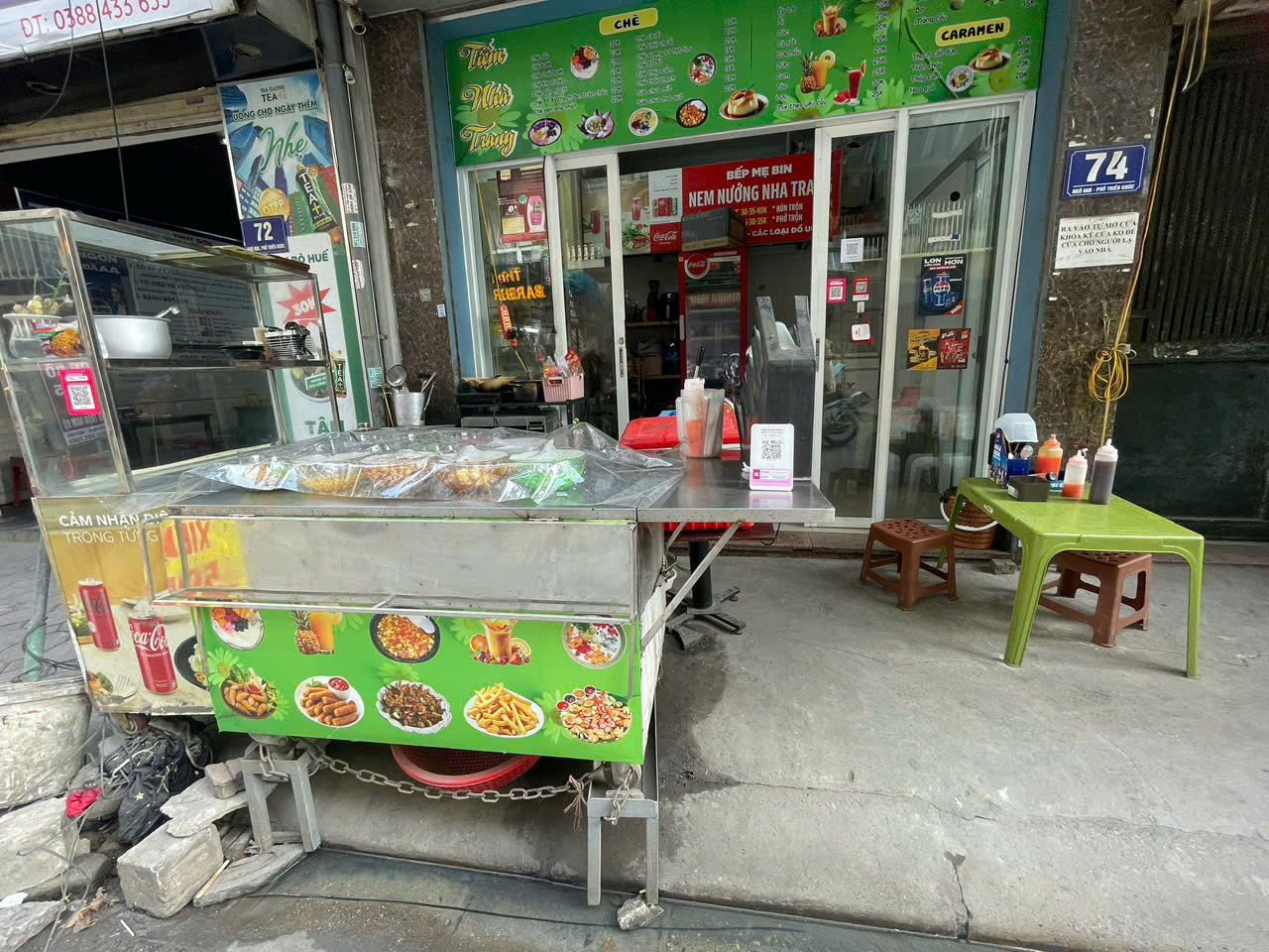 SANG NHƯỢNG CỬA HÀNG TẠI TÂN TRIỀU, THANH TRÌ, HÀ NỘI HIỆN ĐANG KINH DOANH CHÈ – BUFFET XIÊN