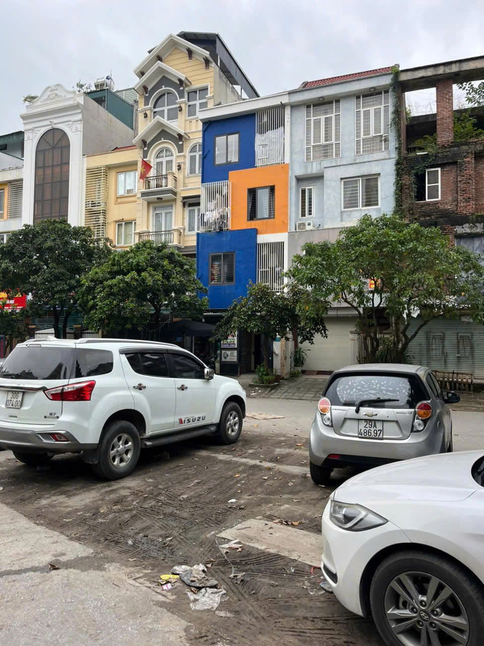 BÁN GẤP NHÀ LIỀN KỀ 23 KĐT VĂN KHÊ, HÀ ĐÔNG, HÀ NỘI - 5 TẦNG