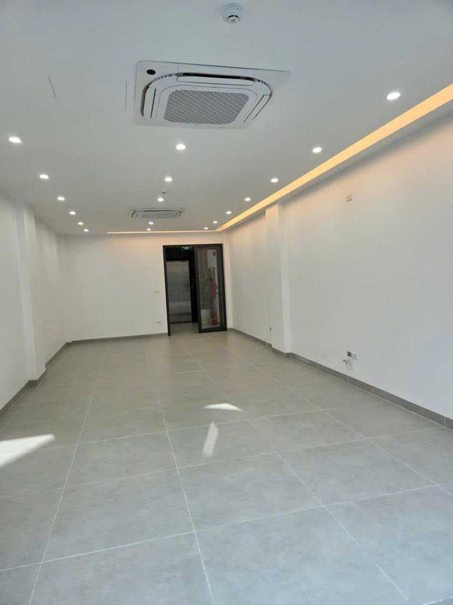 NGUYỄN KHANG - Ô TÔ TRÁNH - KINH DOANH - 73m2 9 tầng mt 4.5m Giá 35.3tỷ